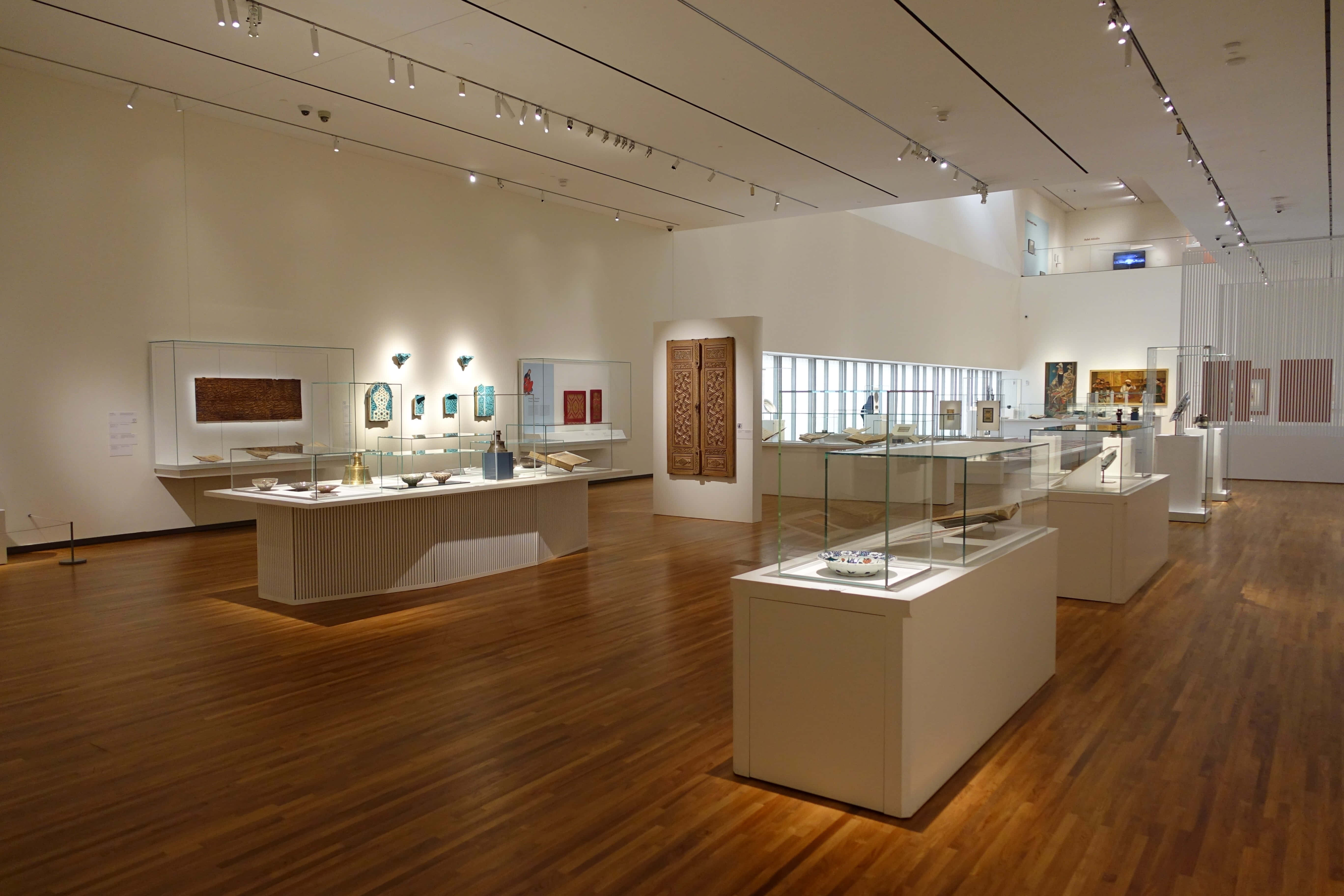Aga Khan Museum, exhibit hall, polished wooden floors, 5K Desktop Wallpaper