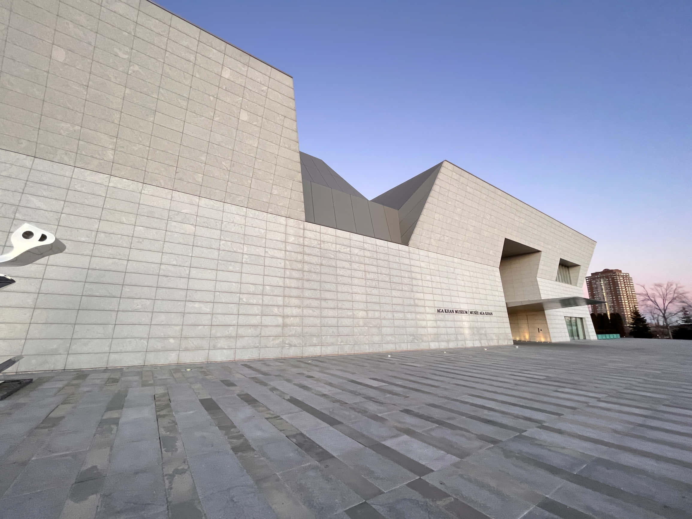Aga Khan Museum, gray tiled facade, clear blue sky, Full HD Desktop Wallpaper