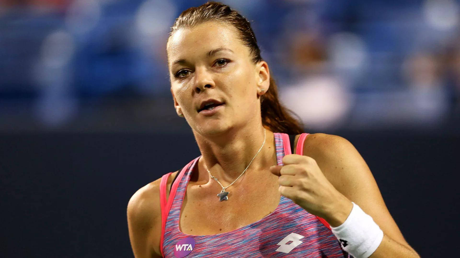 Agnieszka Radwanska, pink and blue athletic top, fist pump, Full HD Desktop Wallpaper