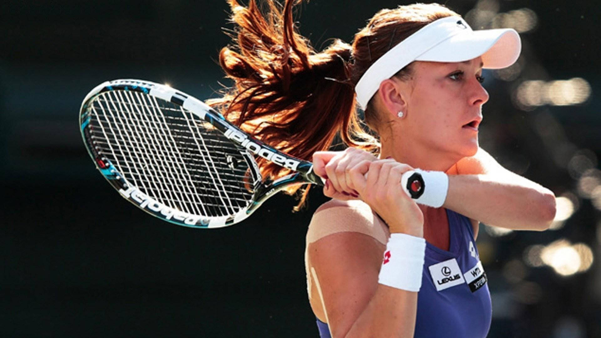 Agnieszka Radwanska, racket drawn back, female tennis player, Full HD Desktop Wallpaper