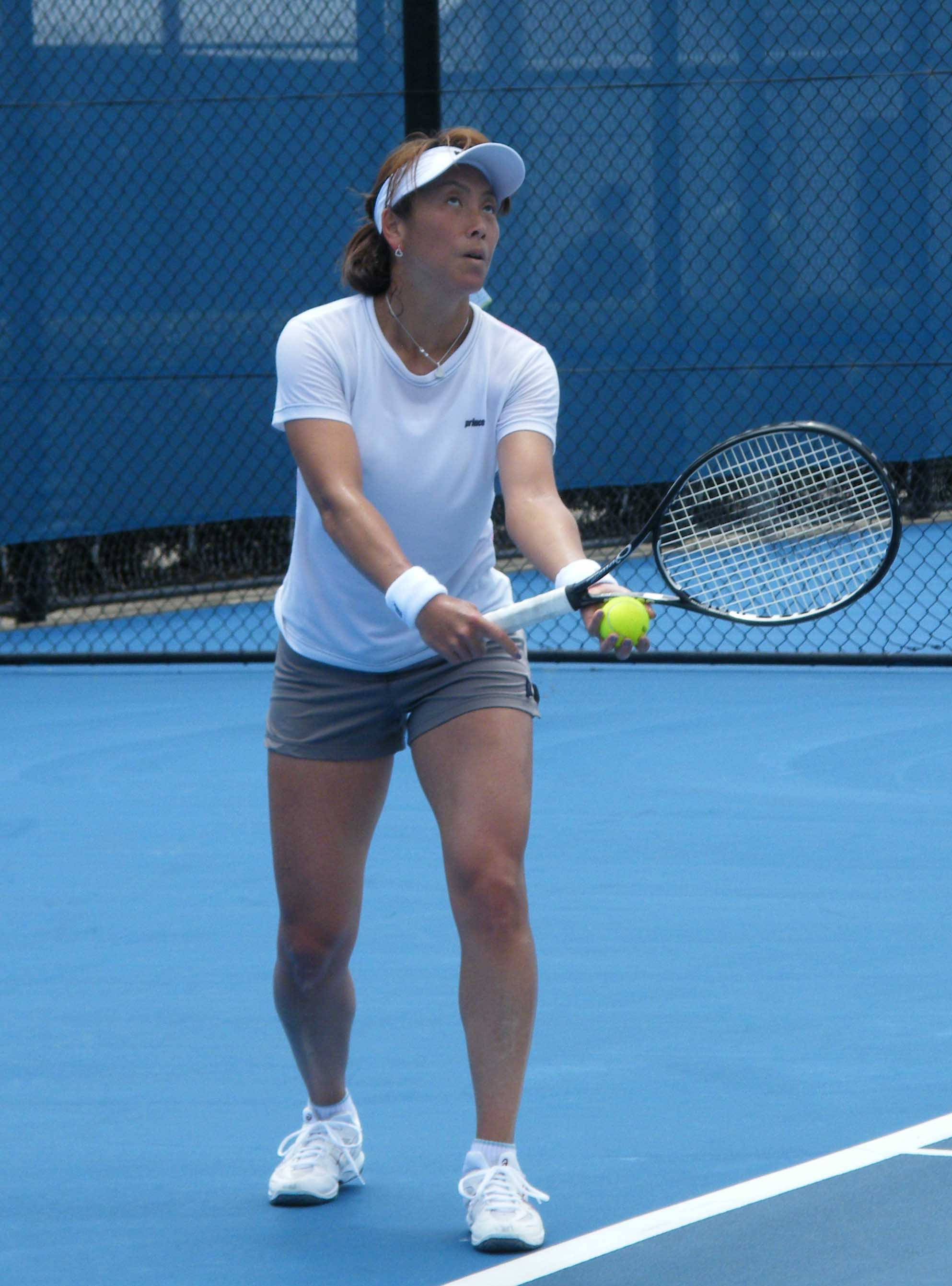 AI Sugiyama, white gear, vibrant blue court, 2K Phone Wallpaper
