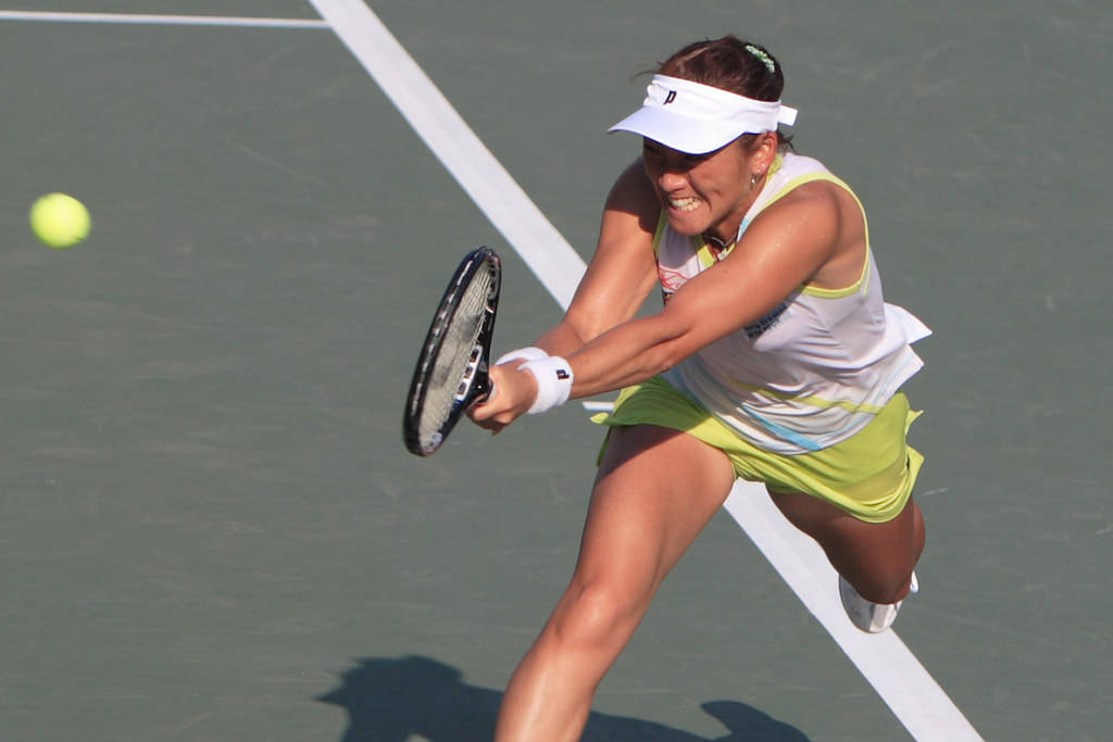 AI Sugiyama, tennis ball, green court, SD Desktop Wallpaper