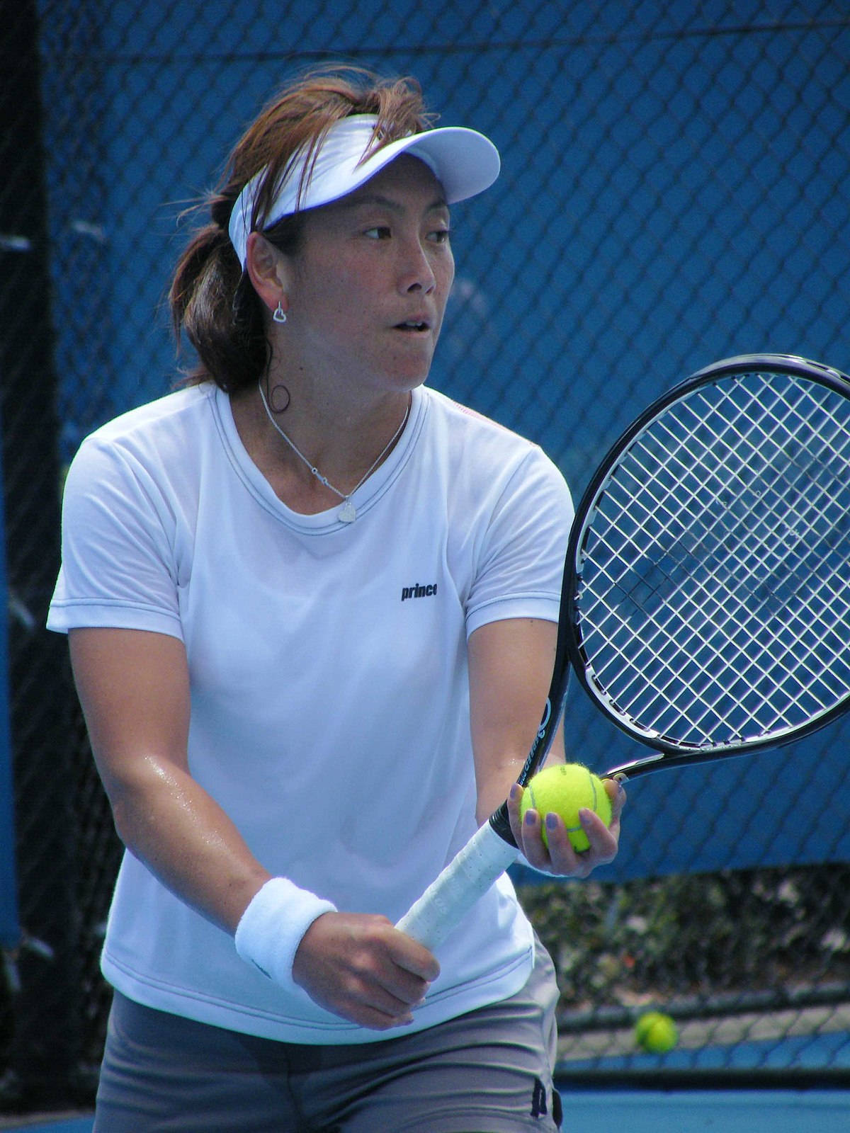 AI Sugiyama, white gear, blue court, HD Phone Wallpaper
