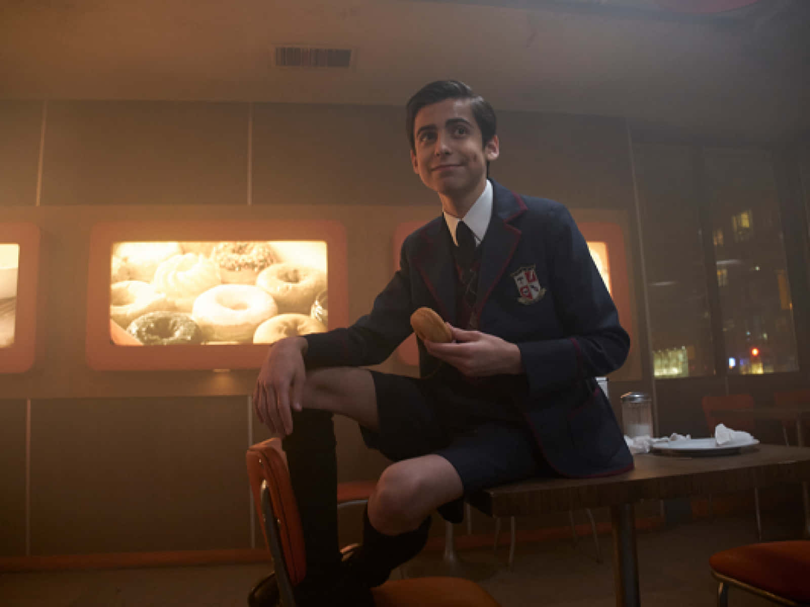 Aidan Gallagher, school uniform, diner counter, HD Desktop Wallpaper