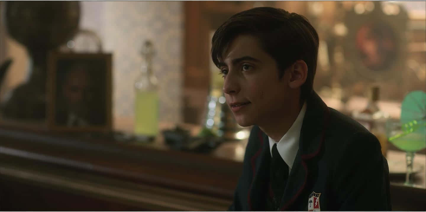 Aidan Gallagher, school uniform, bar counter, HD Desktop Wallpaper