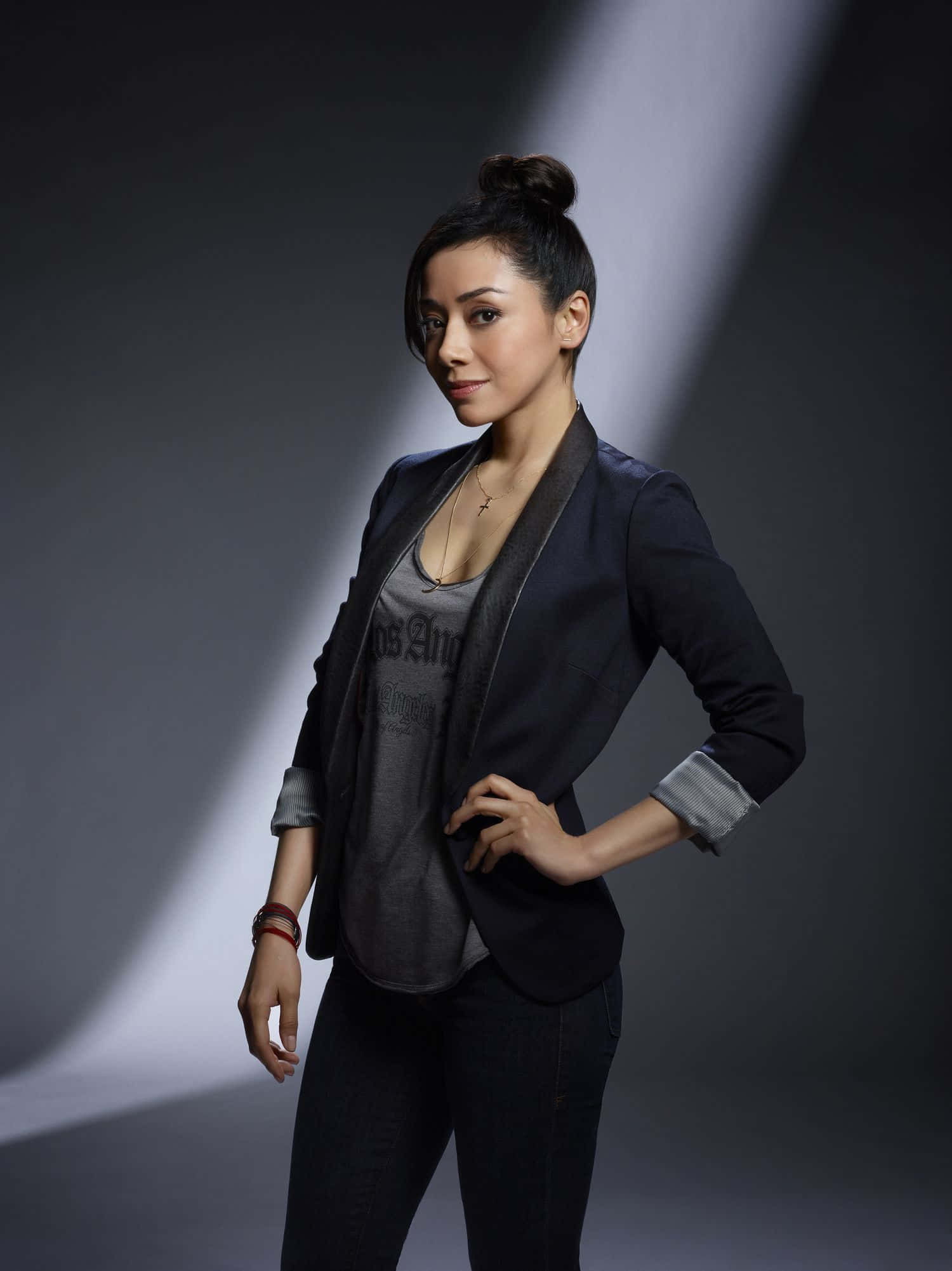 Aimee Garcia, dark blazer, jeans, Full HD Phone Wallpaper