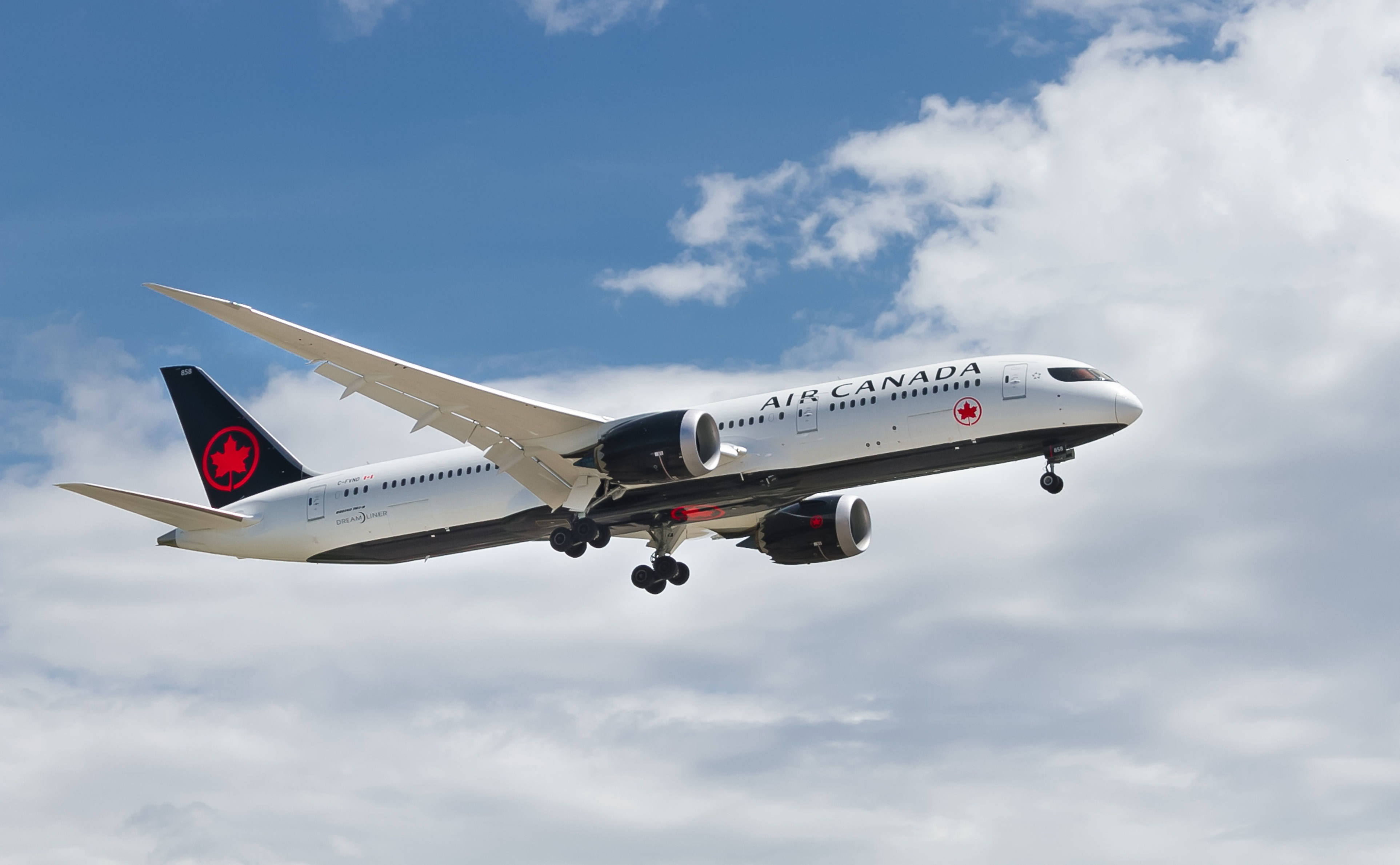 Air Canada, airplane, landing gear down, 4K Desktop Wallpaper