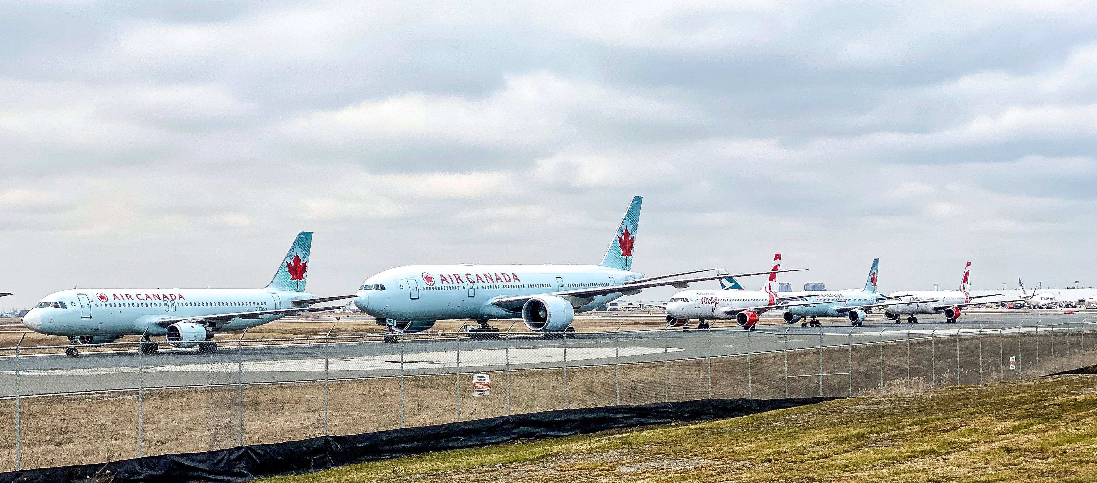 Air Canada, planes, runway, 4K Desktop Wallpaper