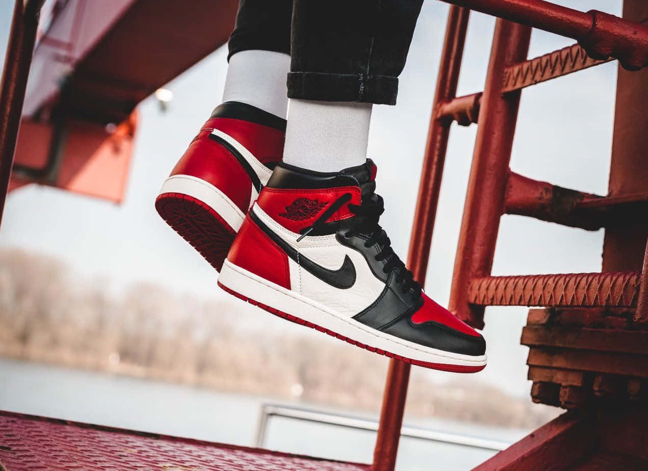 Air Jordan 1, red black and white, high-top sneakers, SD Desktop Wallpaper