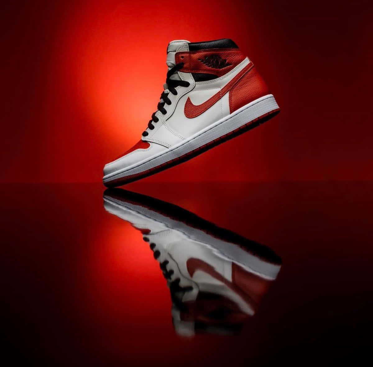 Air Jordan 1, red and white, reflective surface, SD Desktop Wallpaper