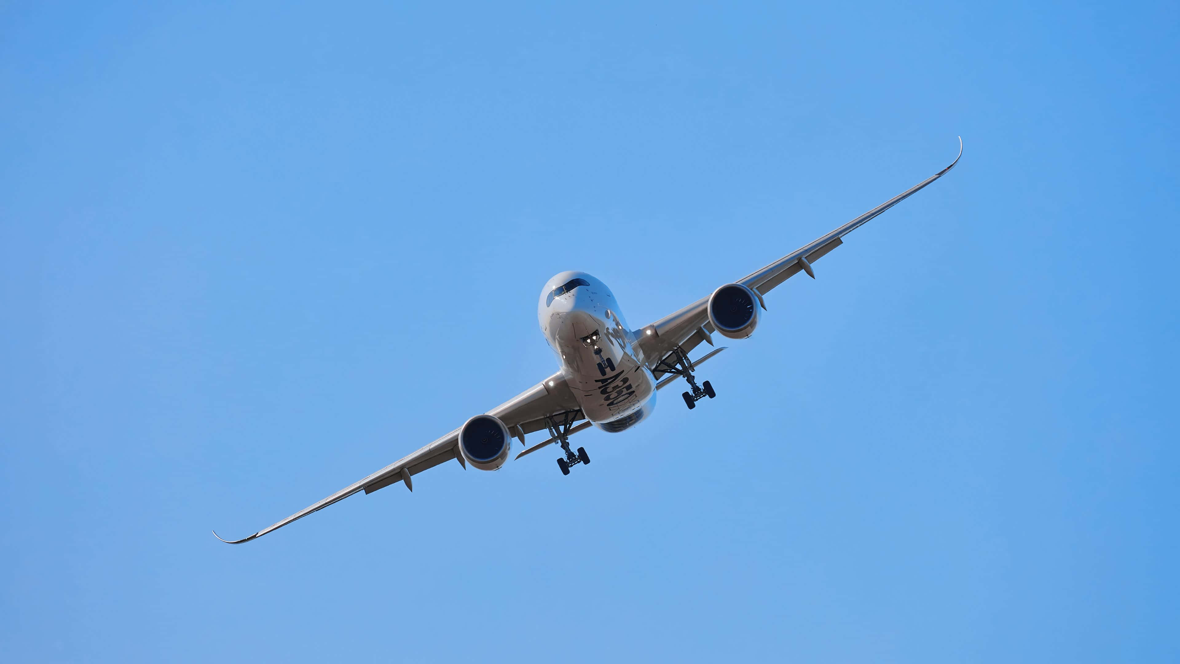 Airbus A350, blue sky, landing gear extended, 4K Desktop Wallpaper