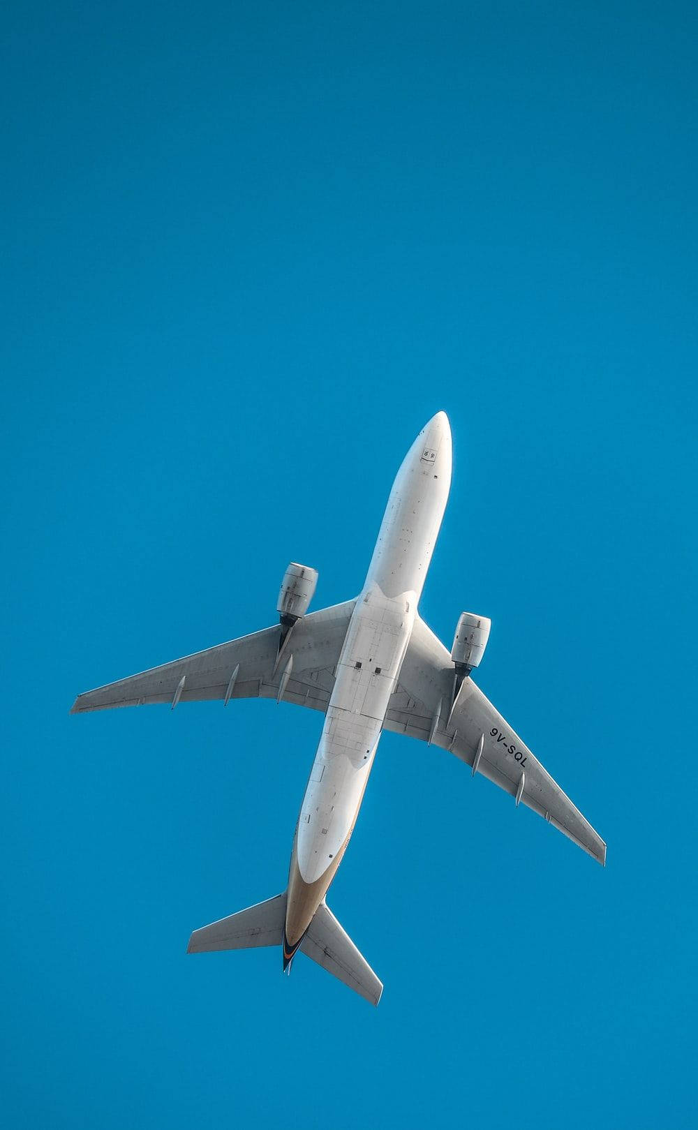 white airplane android, commercial airplane, vivid blue sky, HD Phone Wallpaper