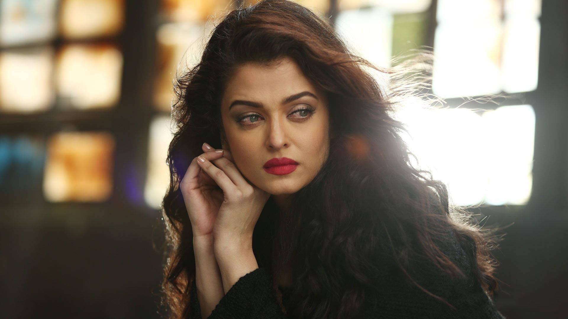 Aishwarya Rai, dark wavy hair, red lipstick, Full HD Desktop Wallpaper