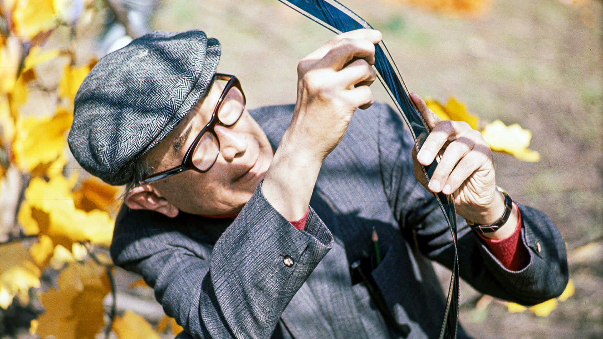 Akira Kurosawa, tweed cap, glasses, Full HD Desktop Wallpaper