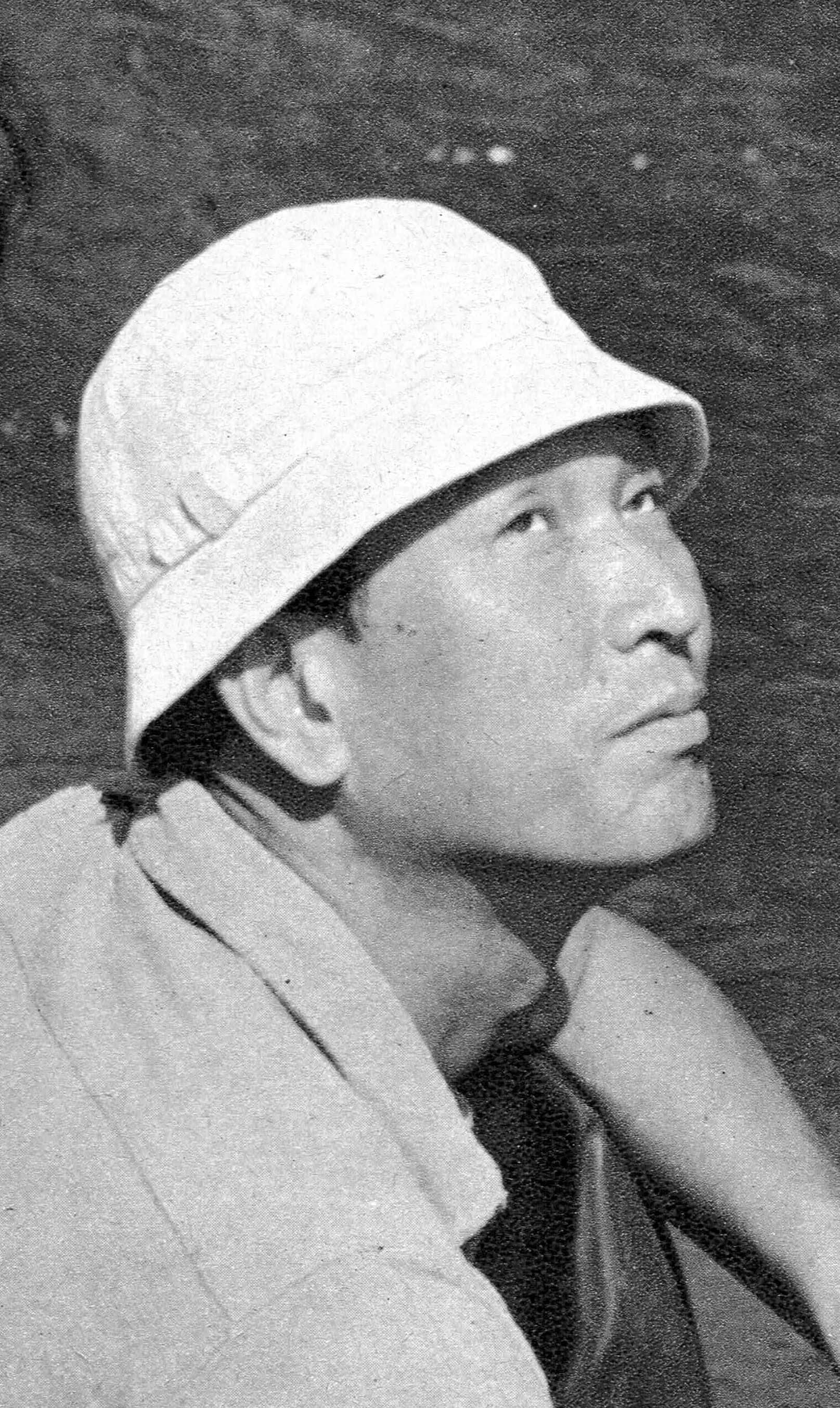Akira Kurosawa, white bucket hat, dark textured background, 2K Phone Wallpaper