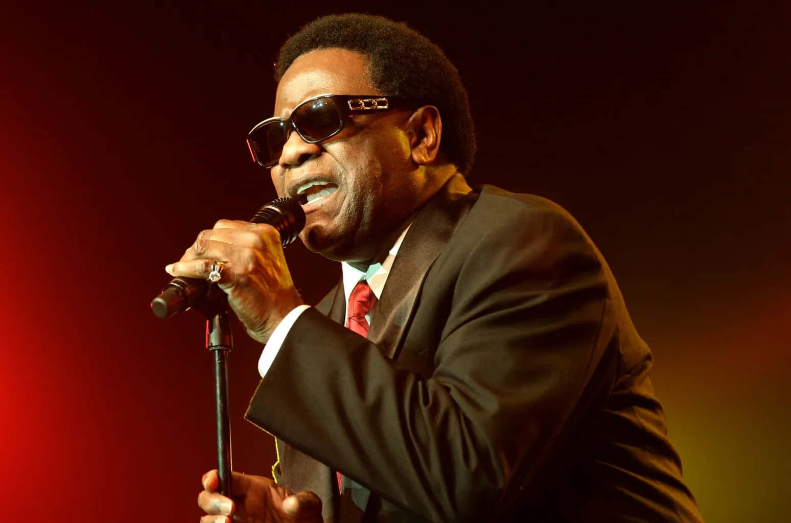 Al Green, black suit, red tie, HD Desktop Wallpaper