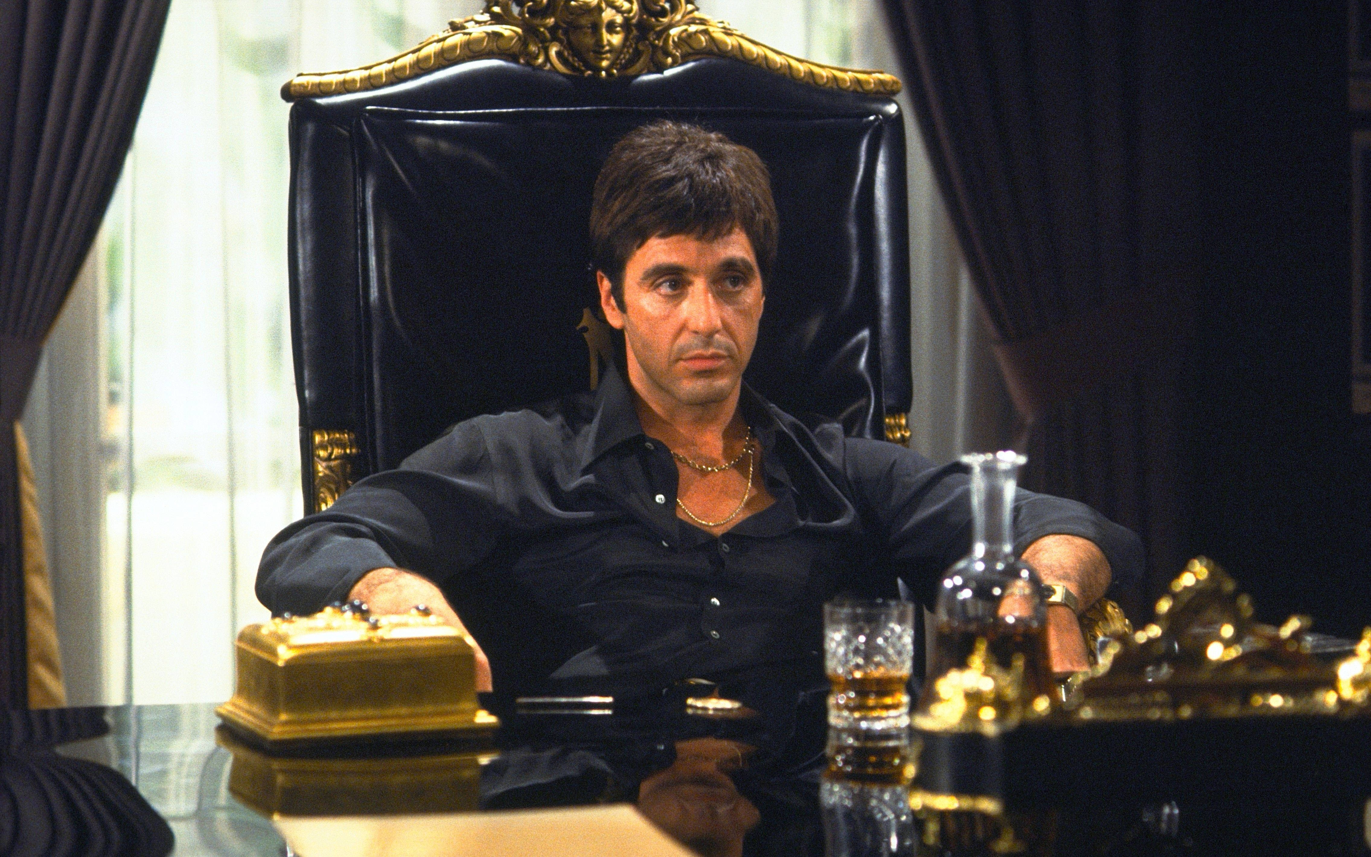 Al Pacino, royalty seat, black leather throne chair, 4K Desktop Wallpaper