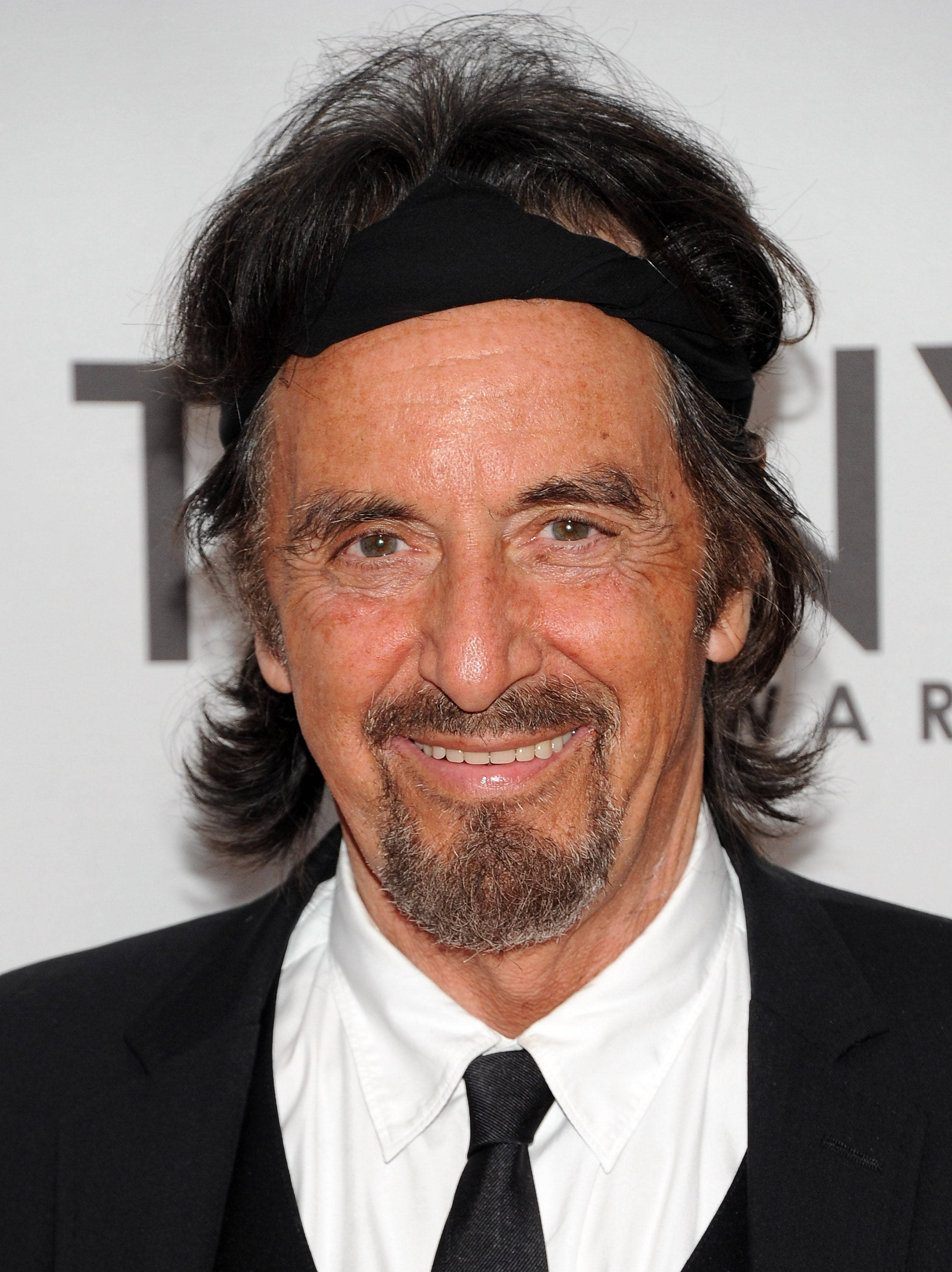 Al Pacino, 2011 Tony Awards, black suit, 2K Phone Wallpaper