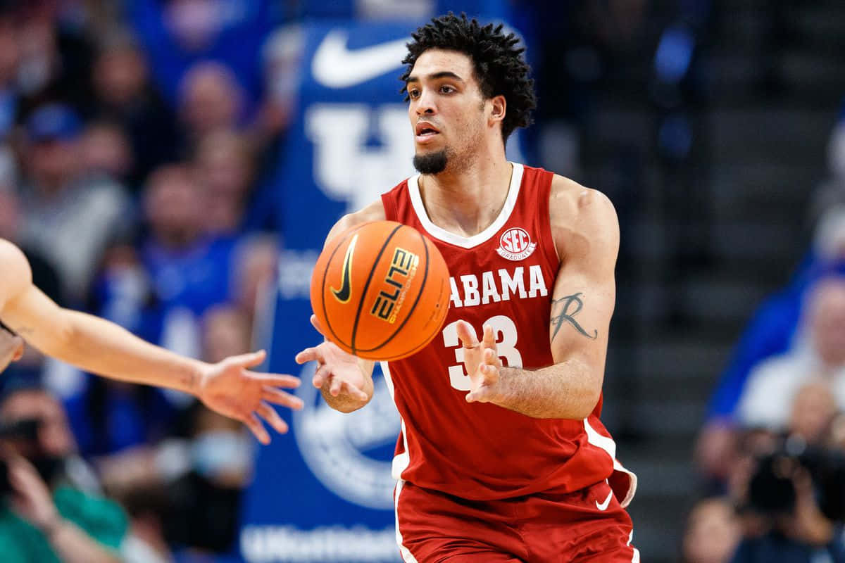 Alabama Basketball, red Alabama jersey, dribbles the ball, SD Desktop Wallpaper