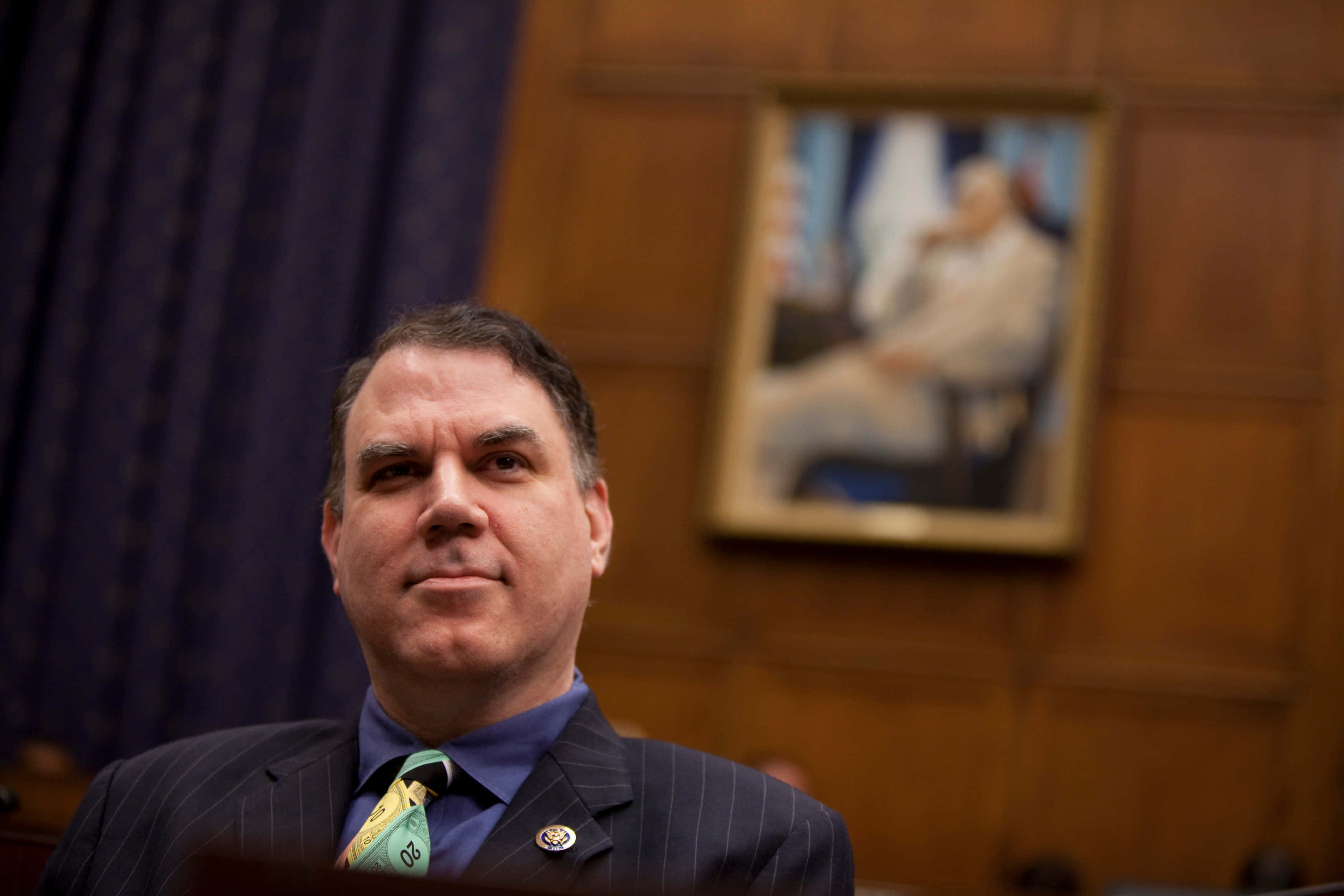 Alan Grayson, pinstripe suit, green tie, 2K Desktop Wallpaper