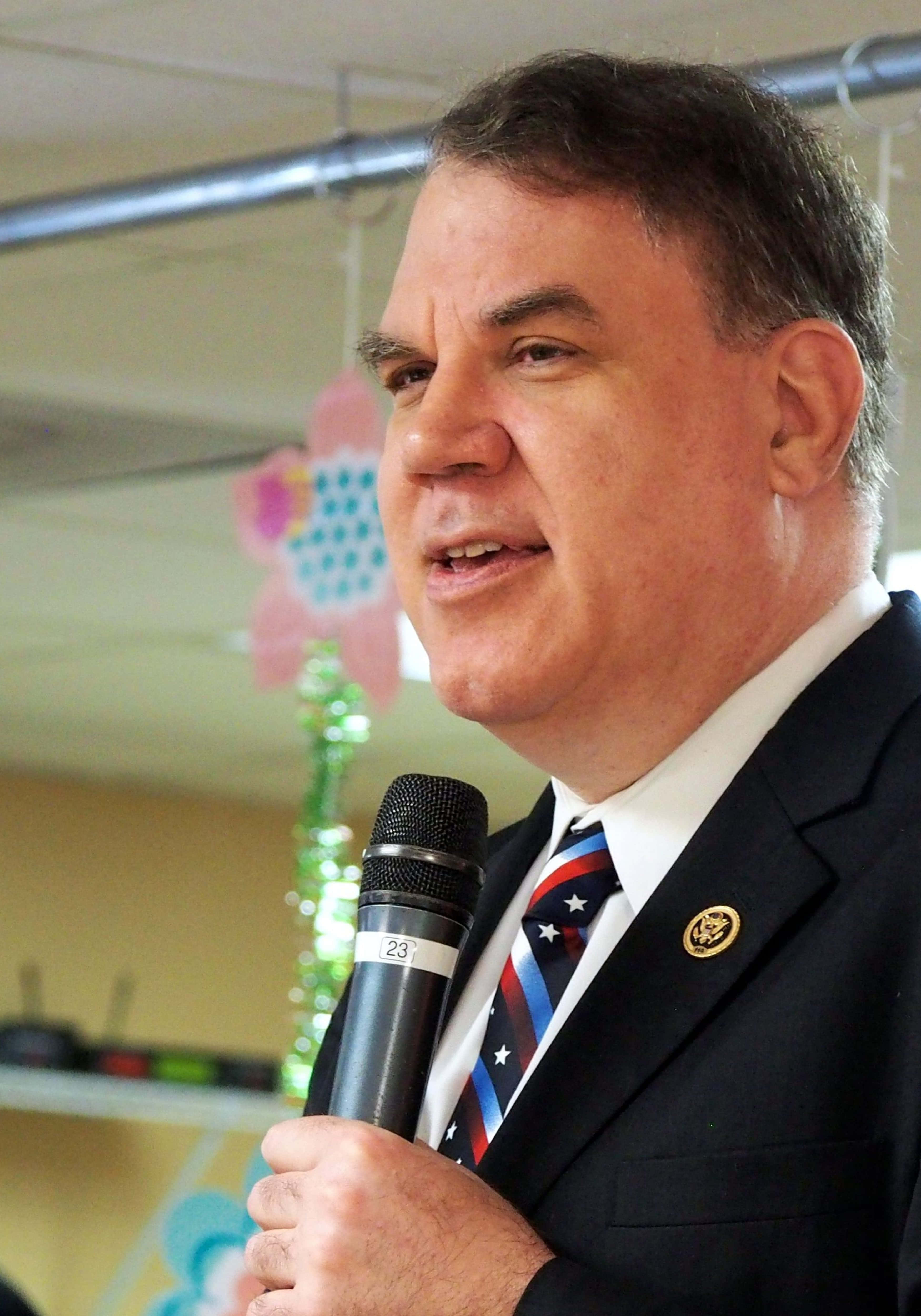 Alan Grayson, dark suit, patriotic tie, 4K Phone Wallpaper