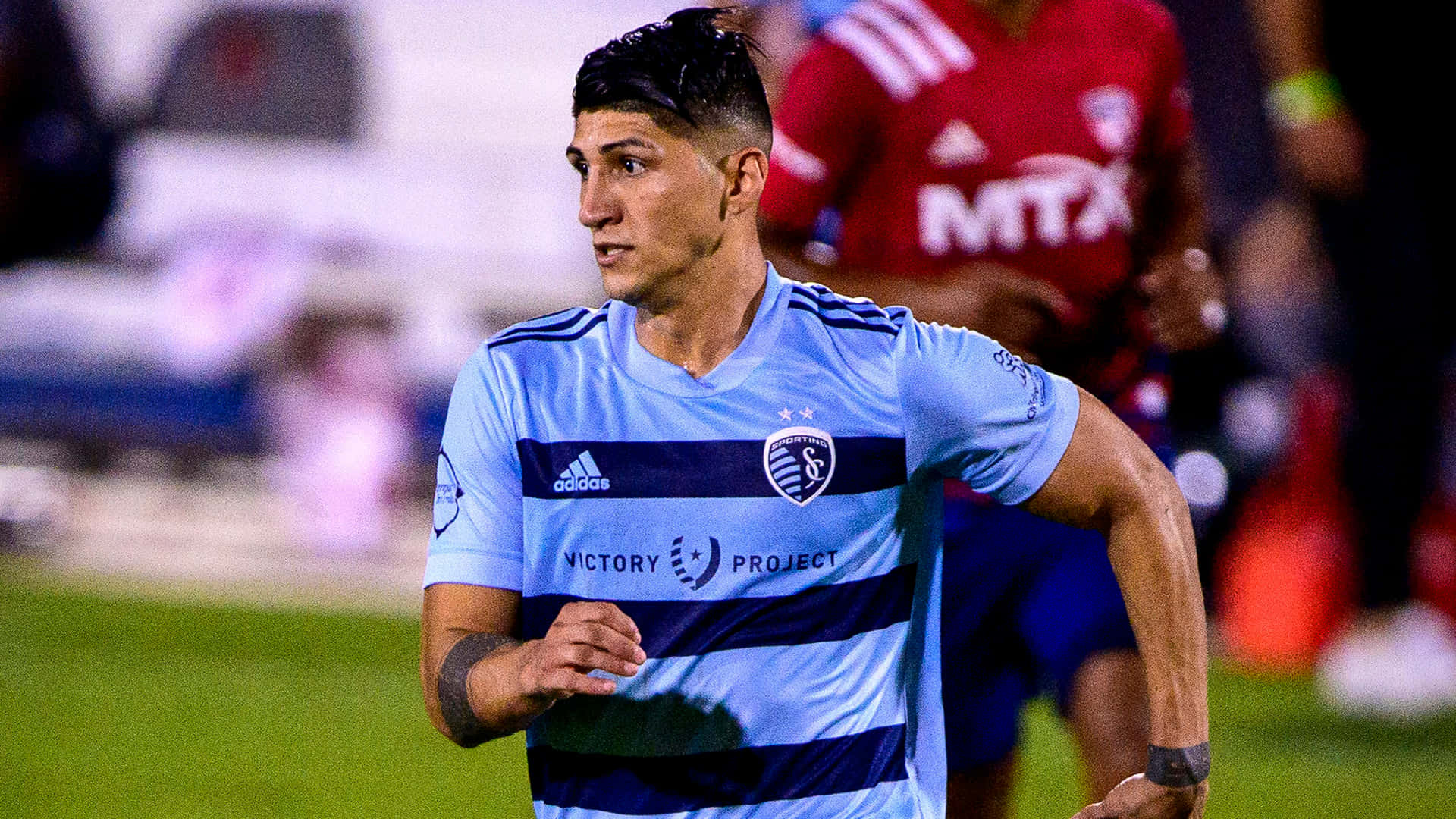 Alan Pulido, light blue striped jersey, green field, Full HD Desktop Wallpaper