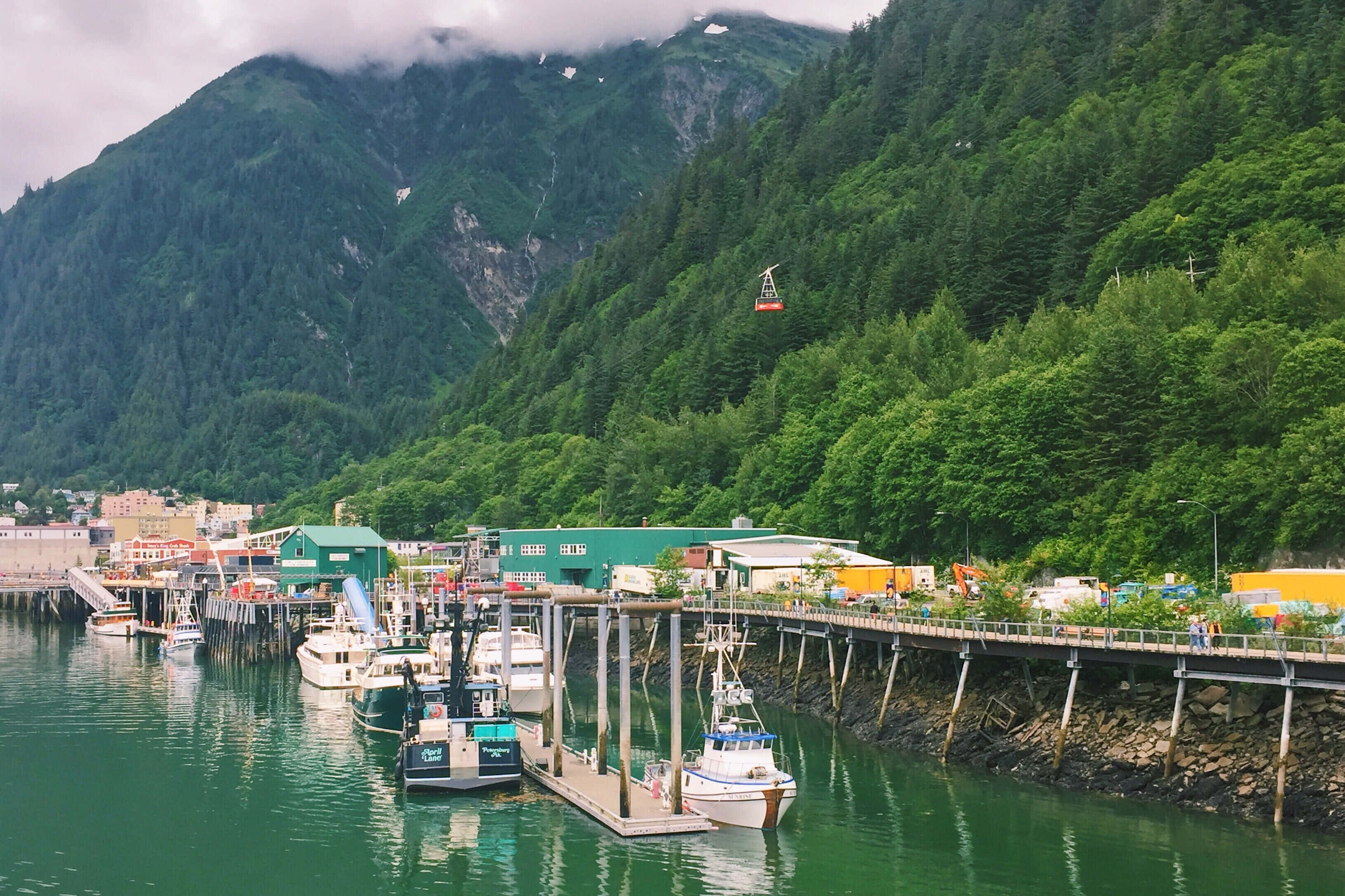 Alaska, harbor town, lush green mountains, 2K Desktop Wallpaper