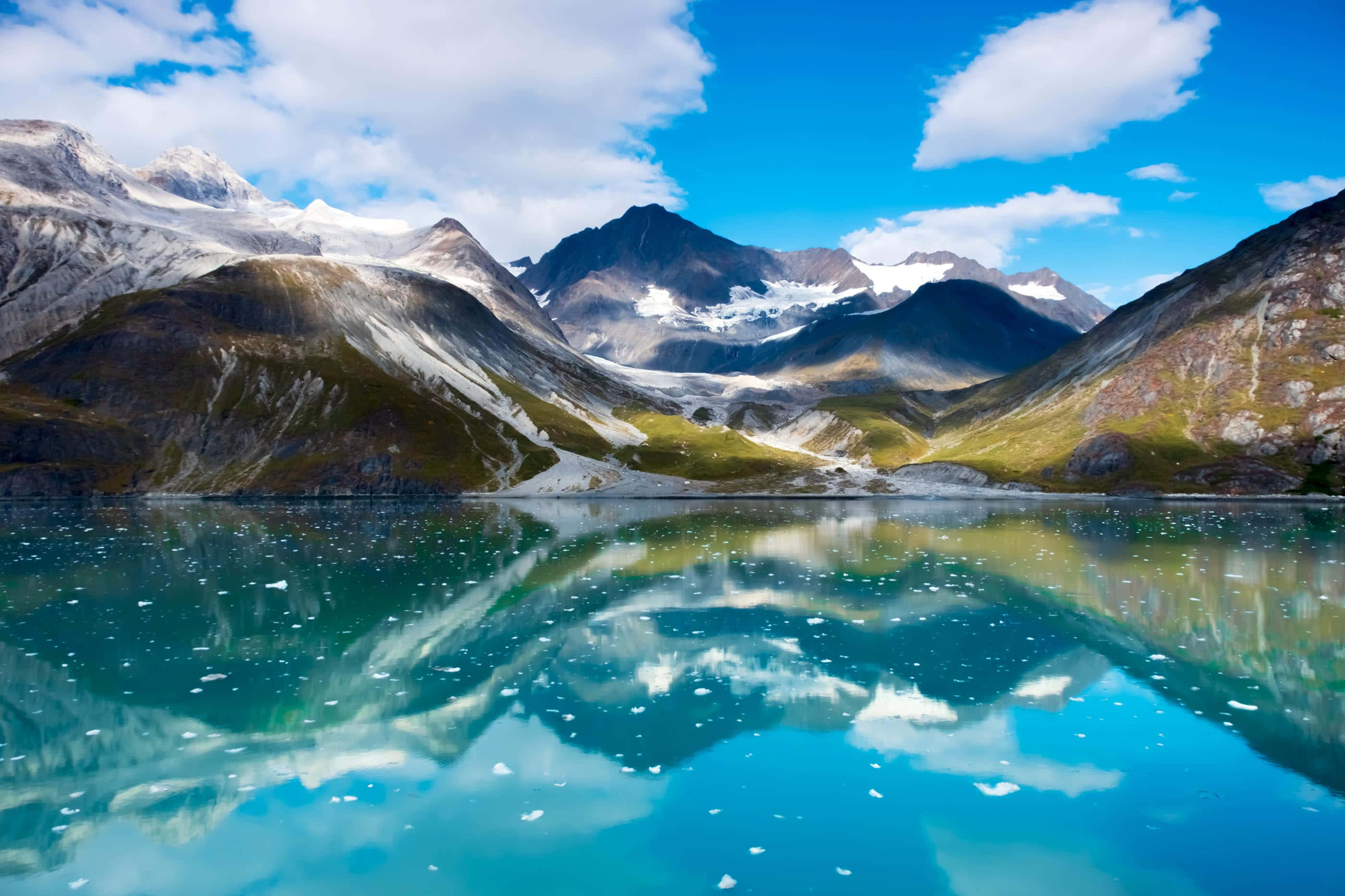 Alaska, alpine lake, snowcapped mountains, 2K Desktop Wallpaper