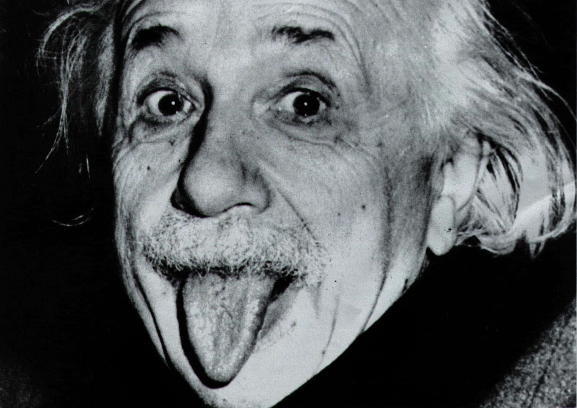 Albert Einstein, tongue out expression, black and white portrait, HD Desktop Wallpaper