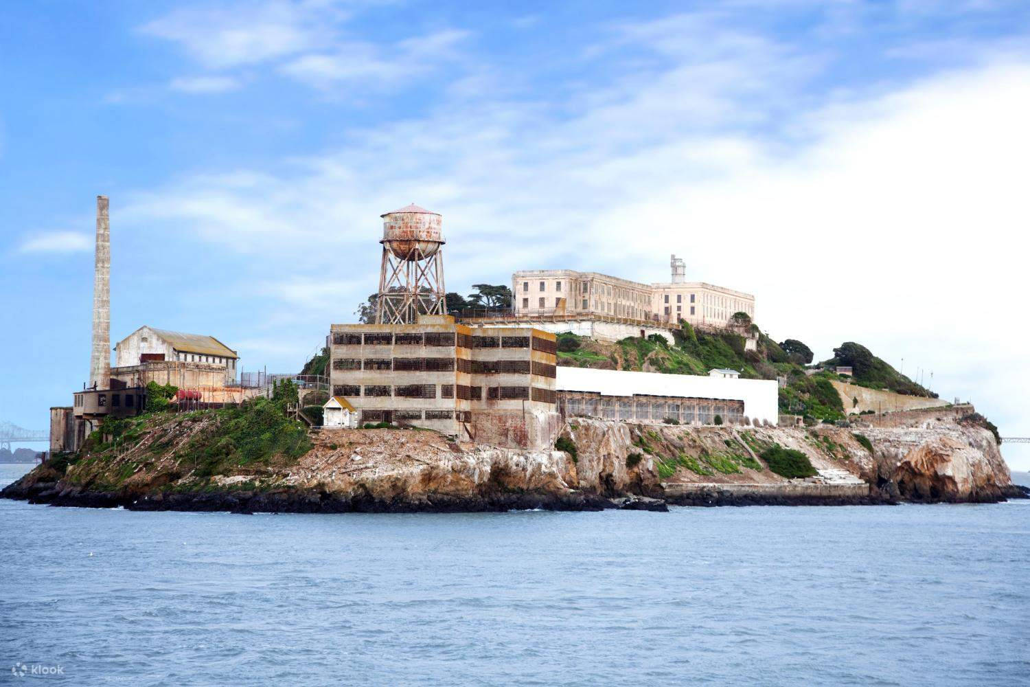 Alcatraz Island, prison complex, blue sky, HD Desktop Wallpaper