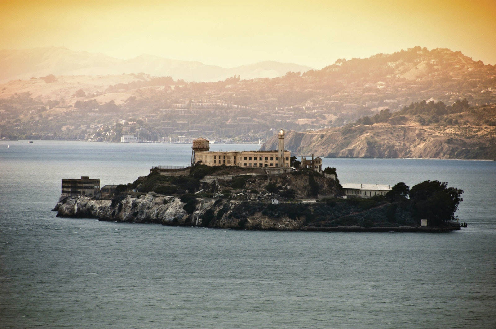 Alcatraz Island, golden sunset, rocky waters, HD Desktop Wallpaper