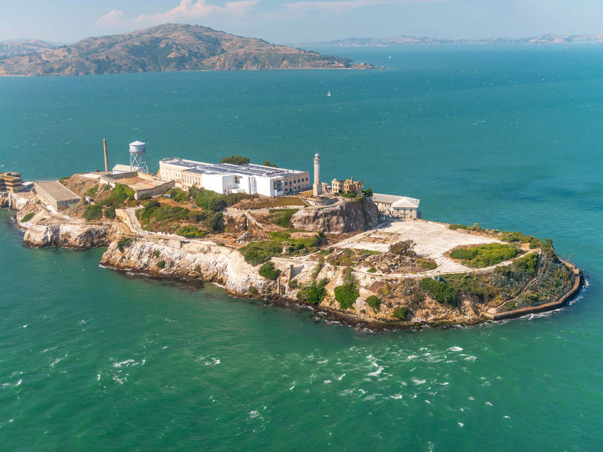 Alcatraz Island, historic prison buildings, lighthouse, Full HD Desktop Wallpaper