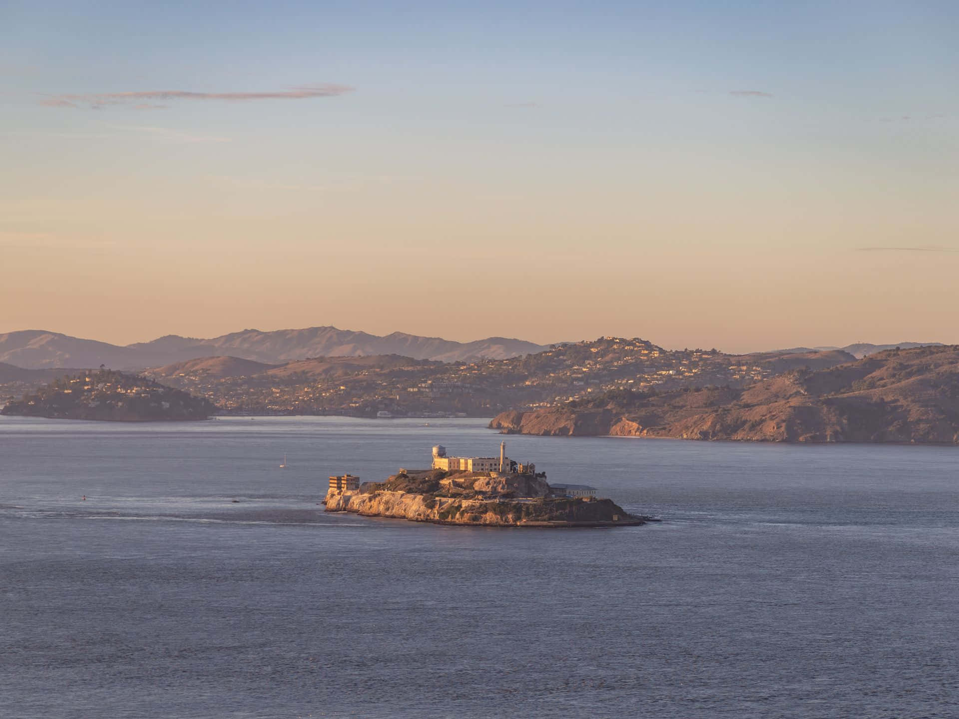Alcatraz Island, dusk view, golden hour, Full HD Desktop Wallpaper