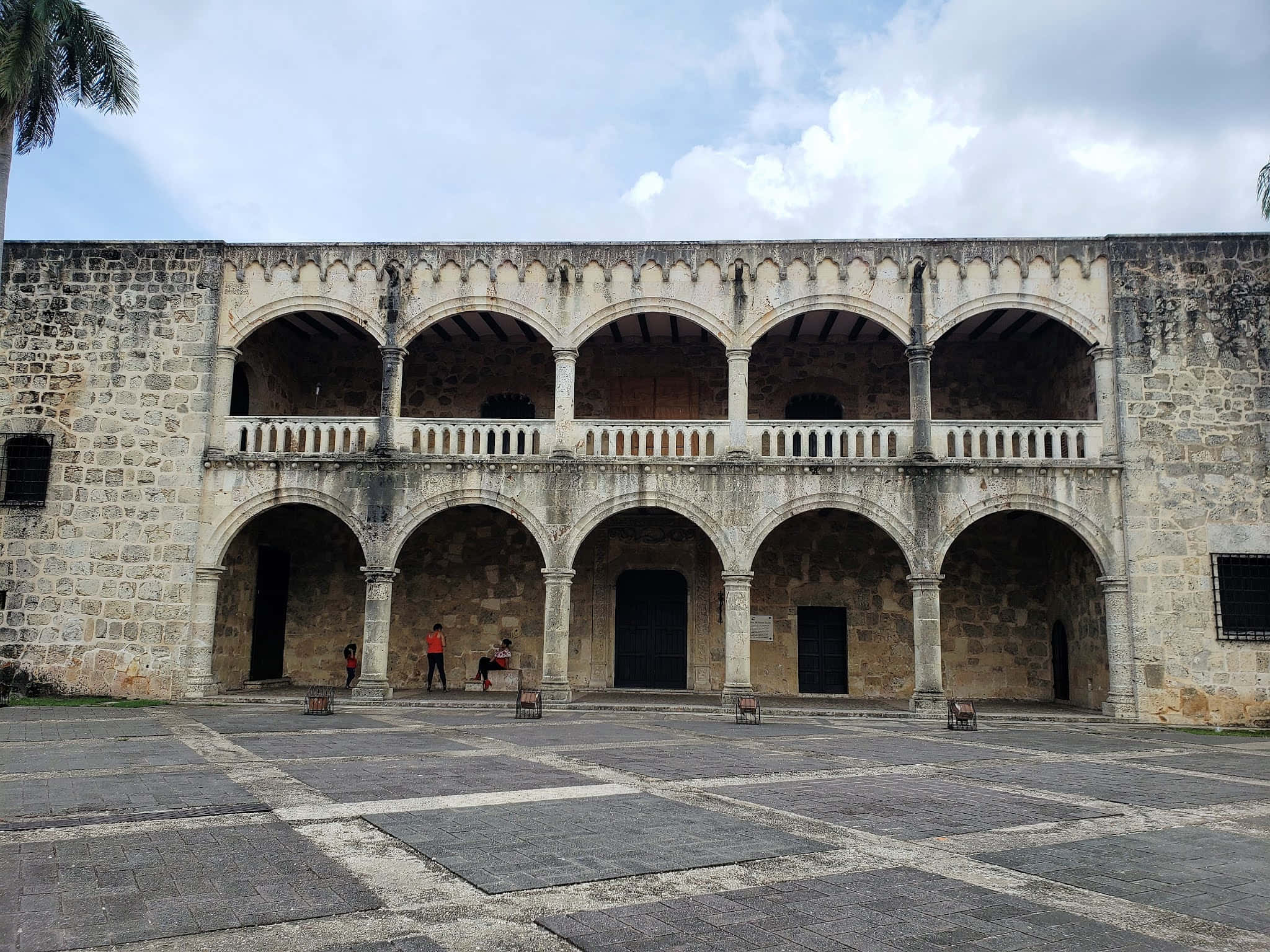 Alcazar De Colon, arched colonnades, stone building, Full HD Desktop Wallpaper