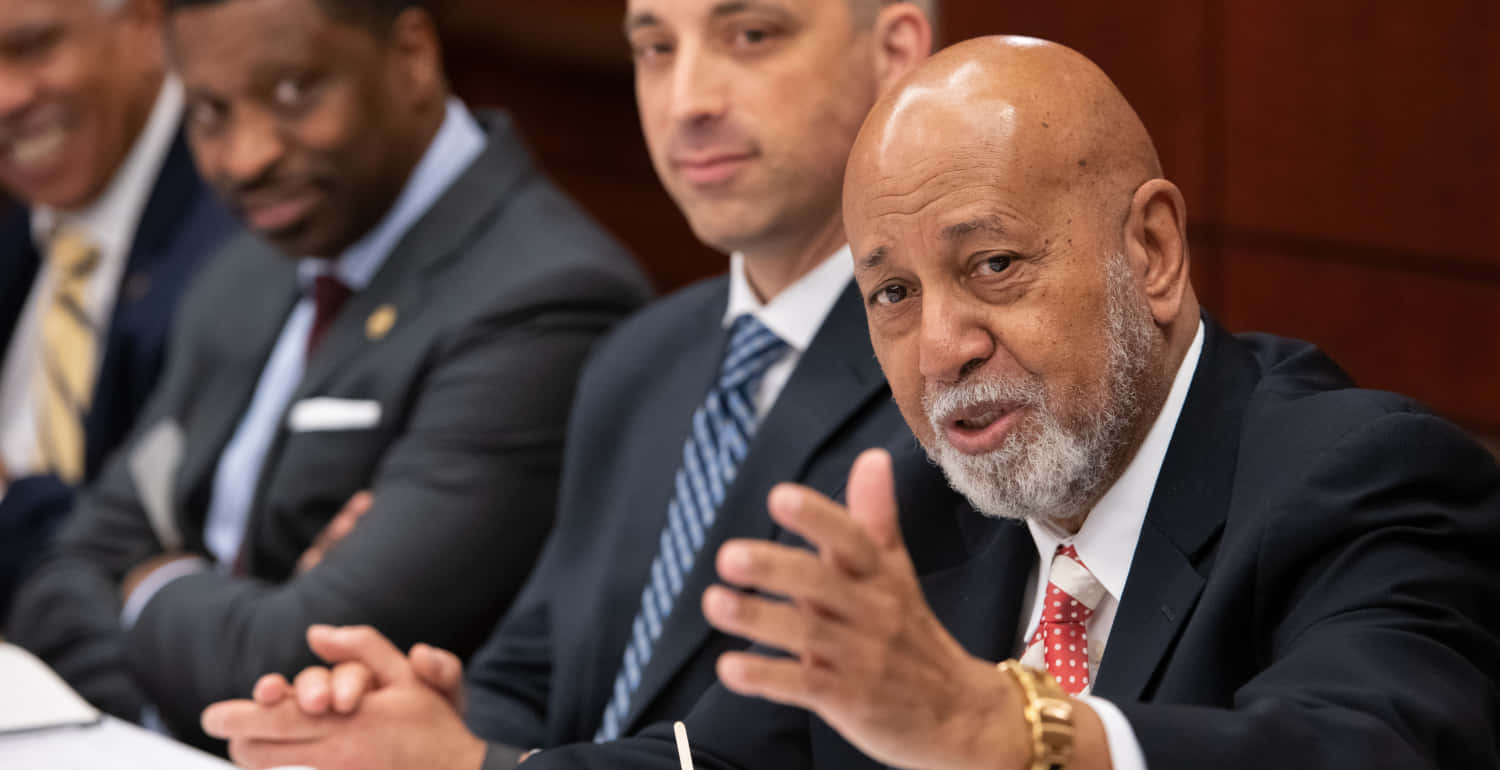 Alcee Hastings, public forum, dark suit, HD Desktop Wallpaper