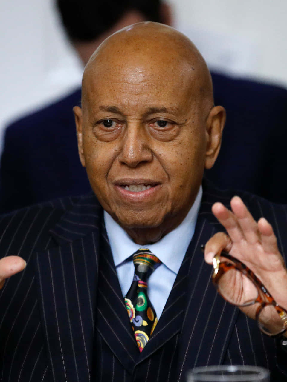 Alcee Hastings, pinstripe suit, colorful tie, HD Phone Wallpaper