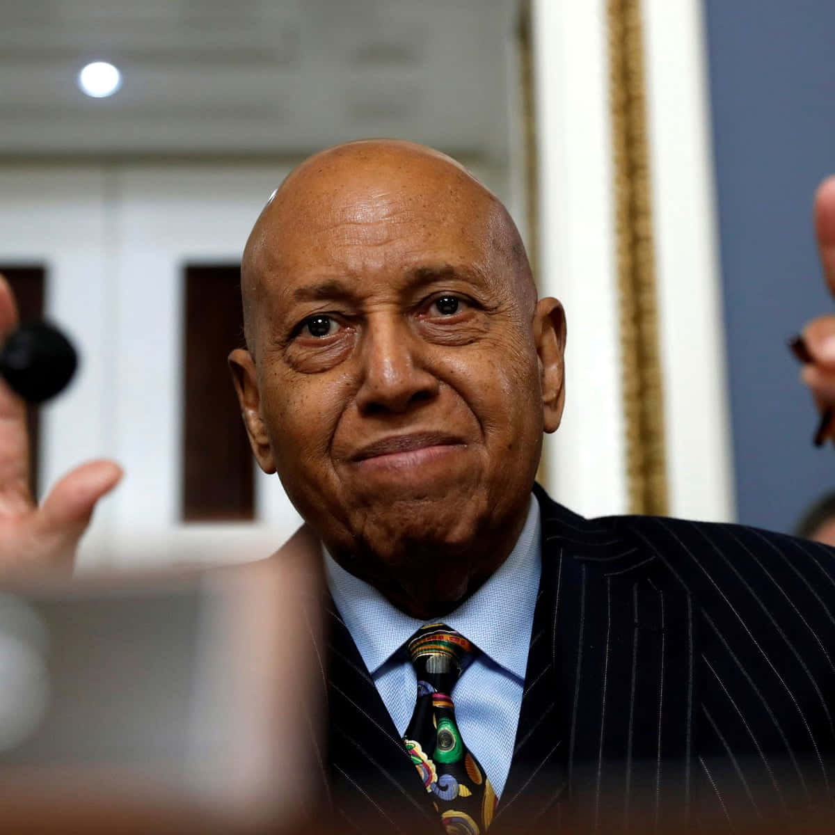 Alcee Hastings, pinstripe suit, colorful tie, SD Desktop Wallpaper