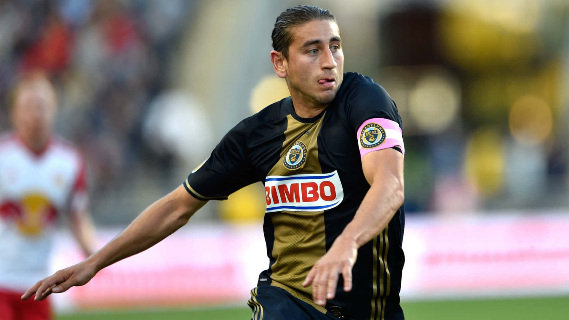 Alejandro Bedoya, 2018 season preview, black and gold jersey, Full HD Desktop Wallpaper