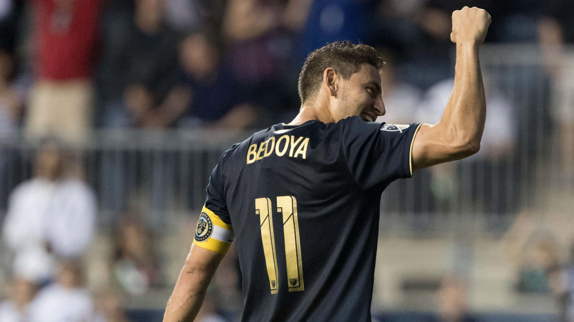Alejandro Bedoya, dark blue jersey, gold number 11, Full HD Desktop Wallpaper