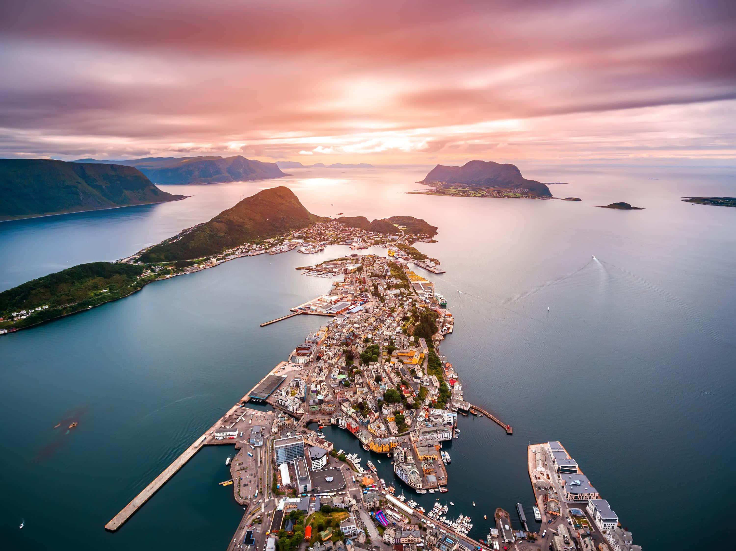 Ålesund, dusk, sunset, 2K Desktop Wallpaper