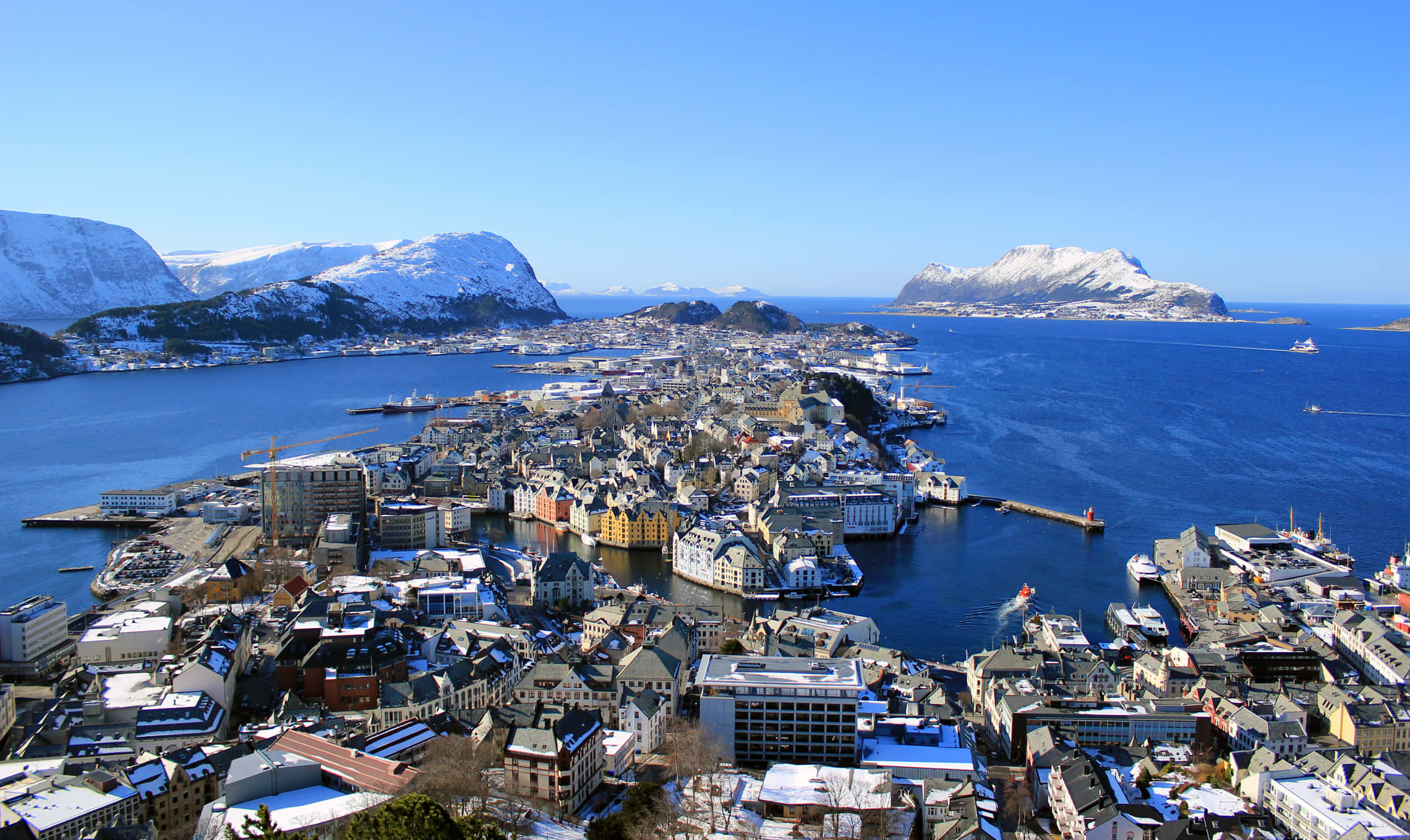 Ålesund, snowy coastal town, mountains, Full HD Desktop Wallpaper