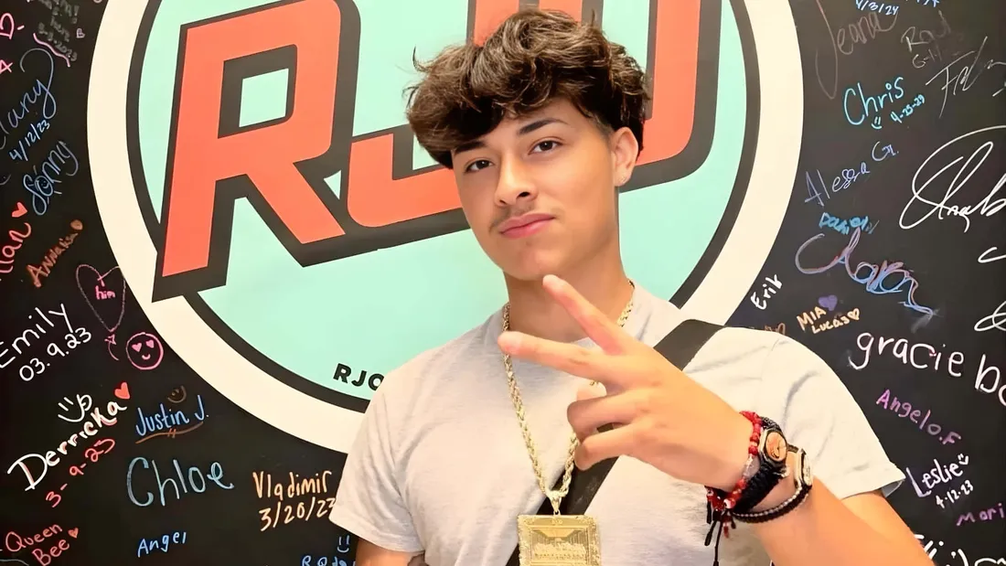 Alex Chino