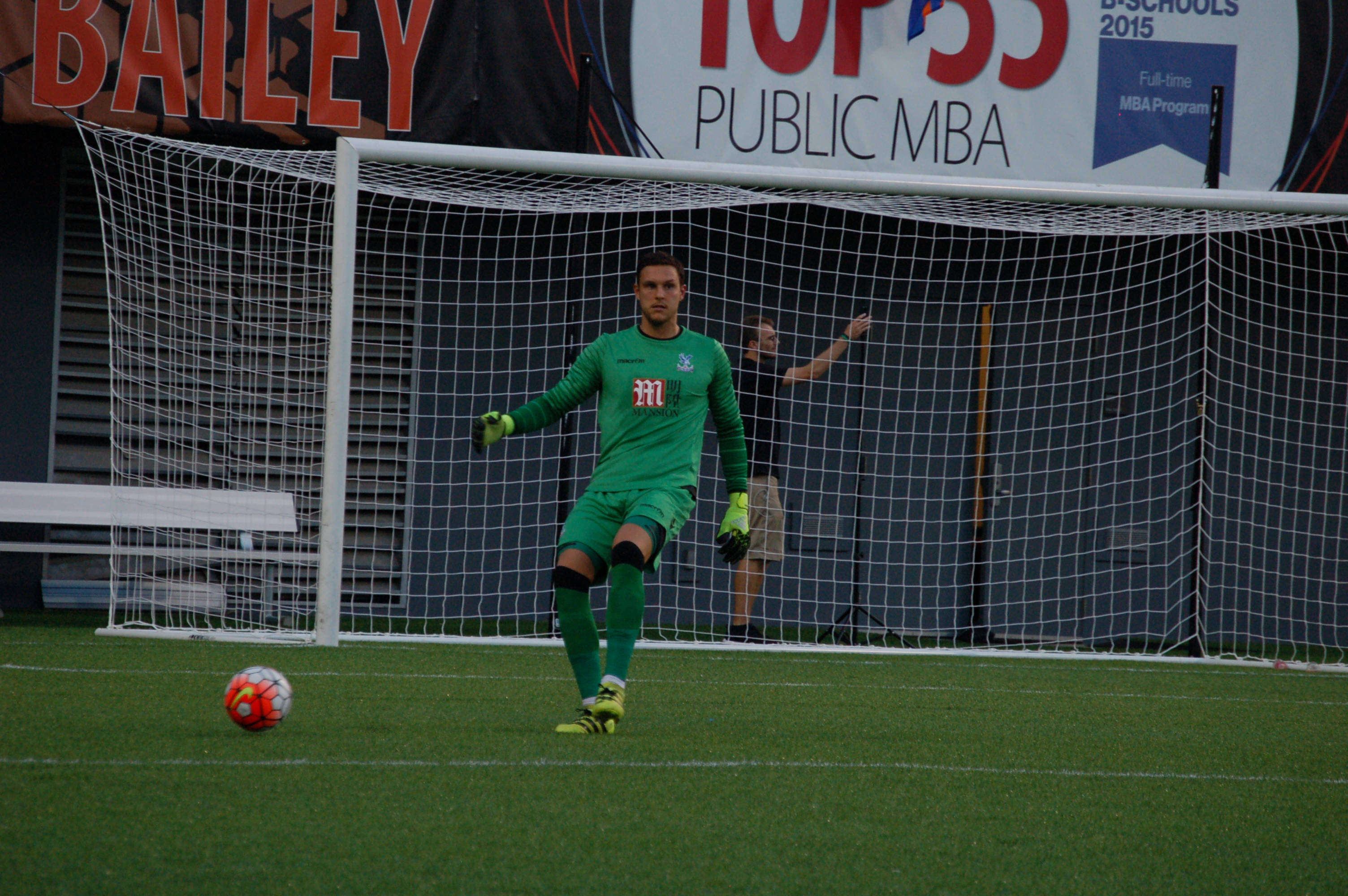 Alex McCarthy, green uniform, goalkeeping, 2K Desktop Wallpaper