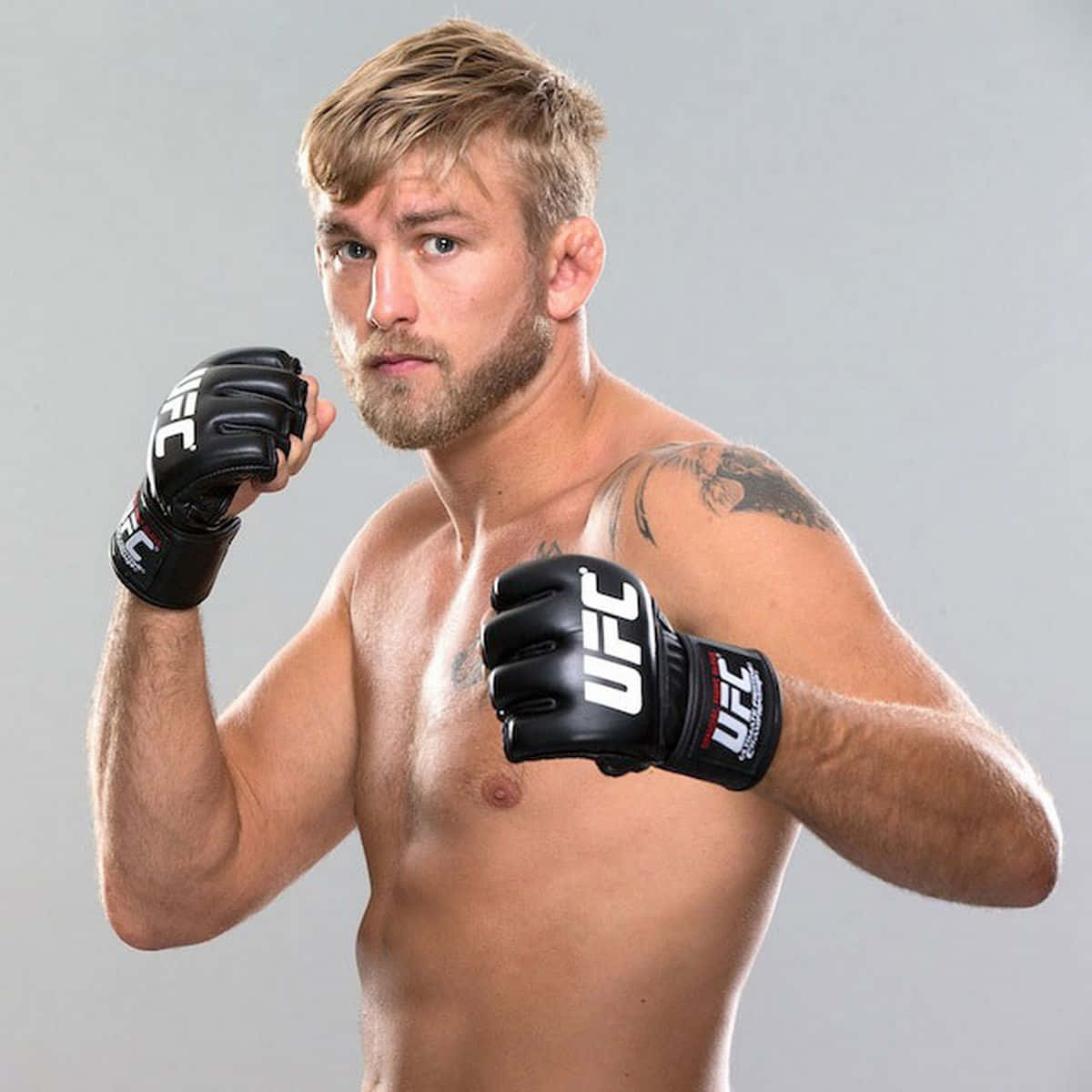 Alexander Gustafsson, UFC gloves, black, SD Desktop Wallpaper