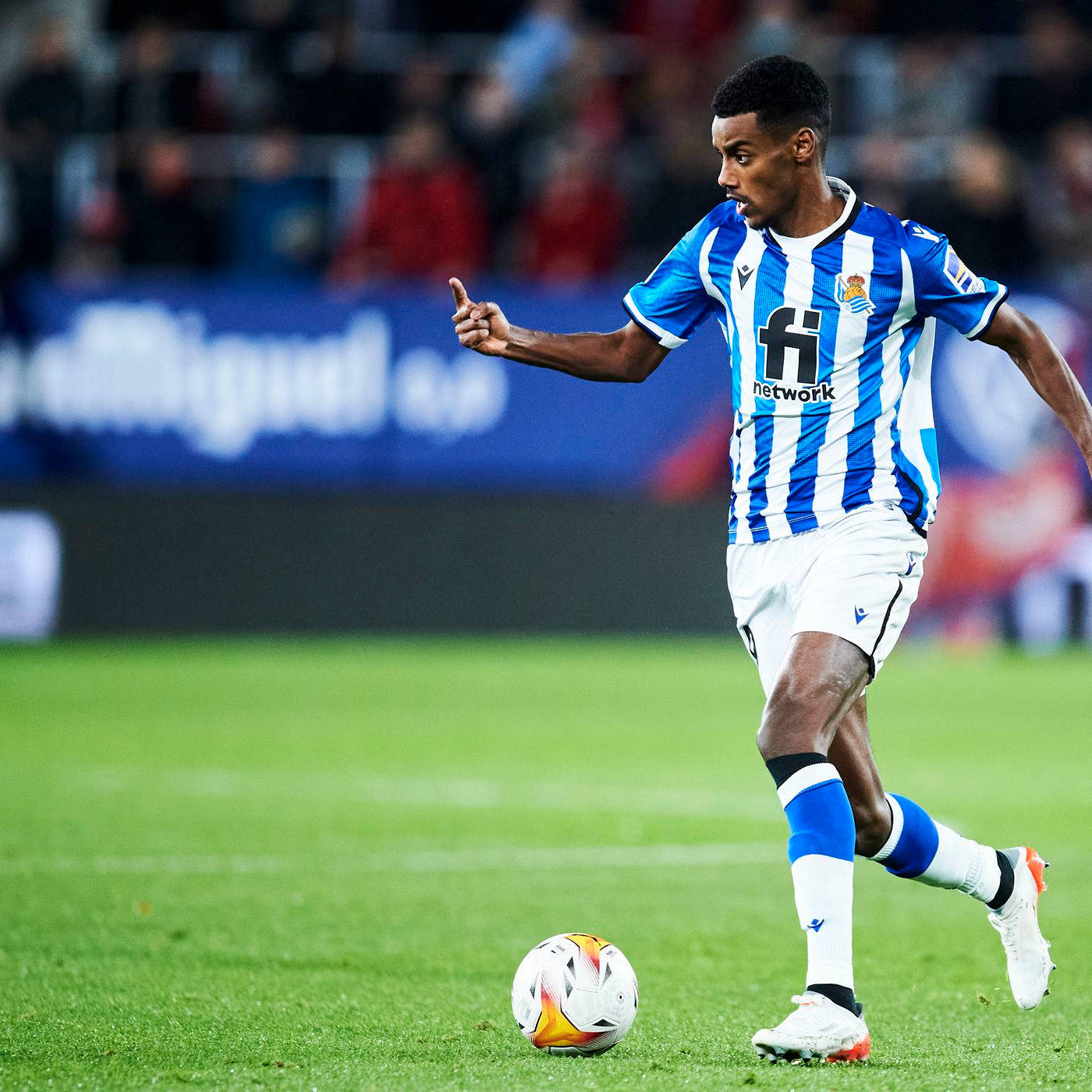 Alexander Isak, blue and white stripes, colorful ball, HD Desktop Wallpaper