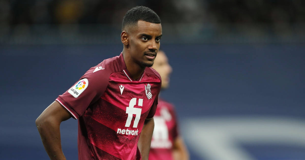 Alexander Isak, maroon jersey, stadium field, SD Desktop Wallpaper