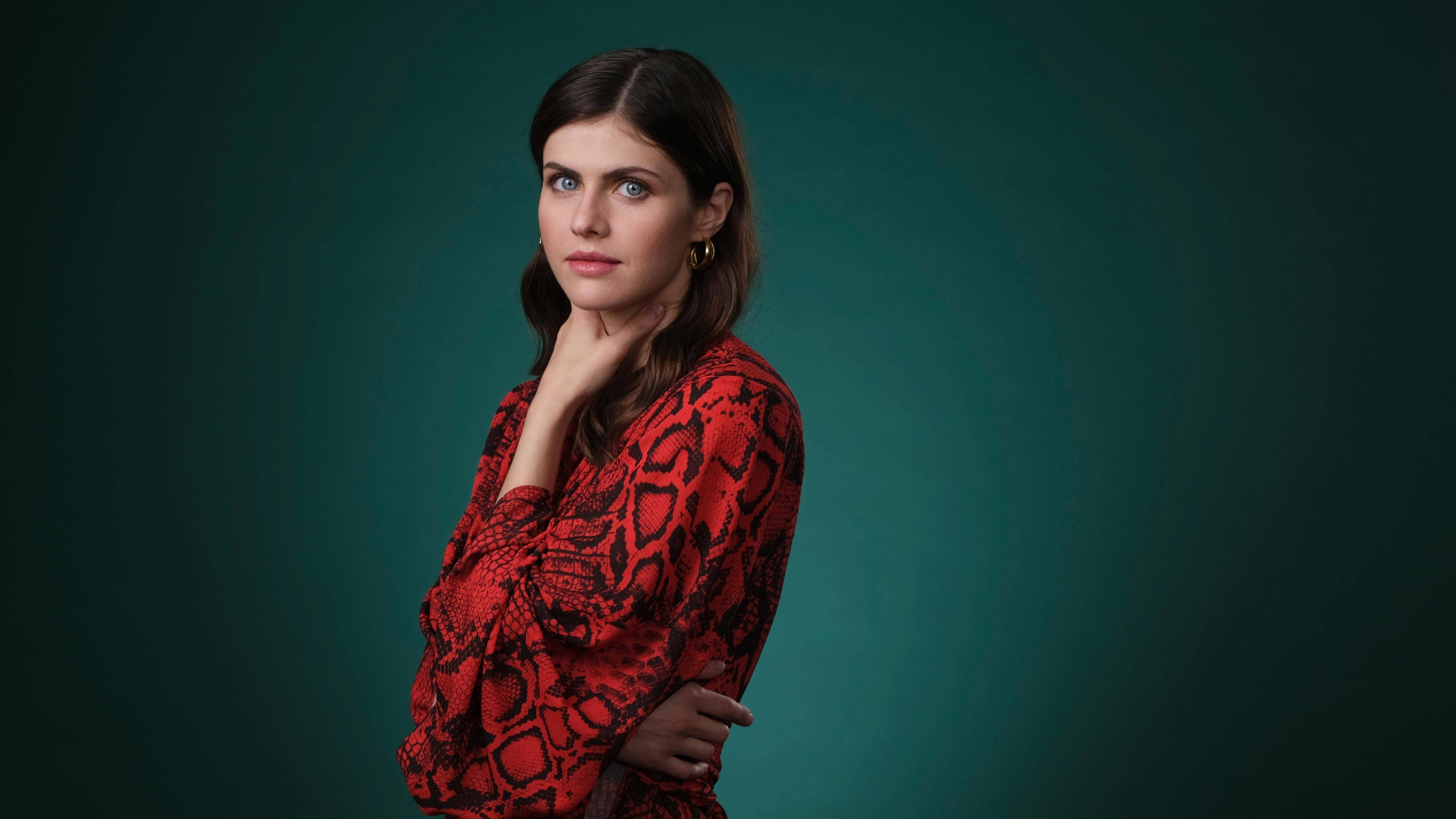 Alexandra Daddario, red snakeskin blouse, deep teal studio backdrop, 4K Desktop Wallpaper