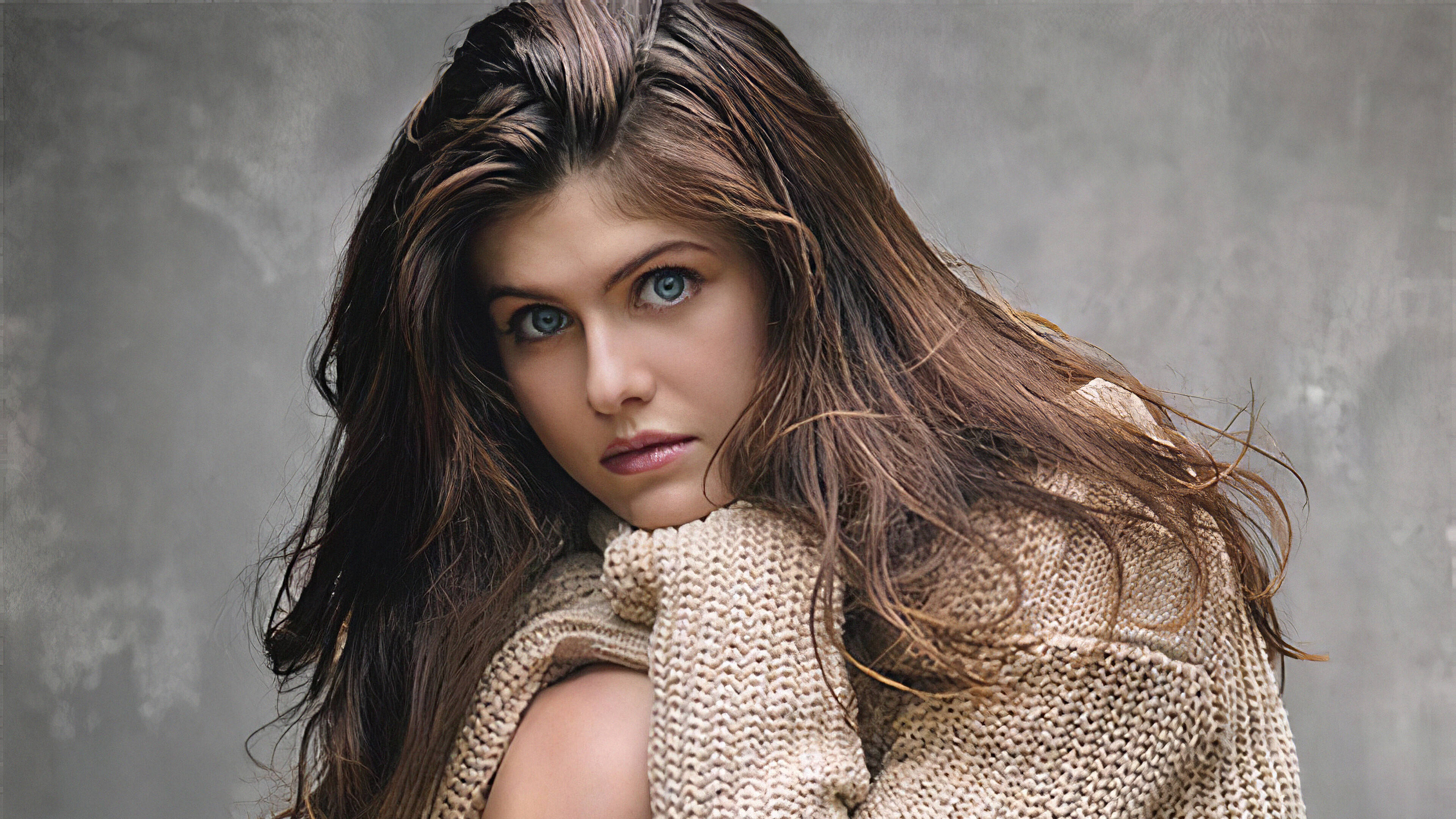 Alexandra Daddario, long brown hair, piercing blue eyes, 4K Desktop Wallpaper