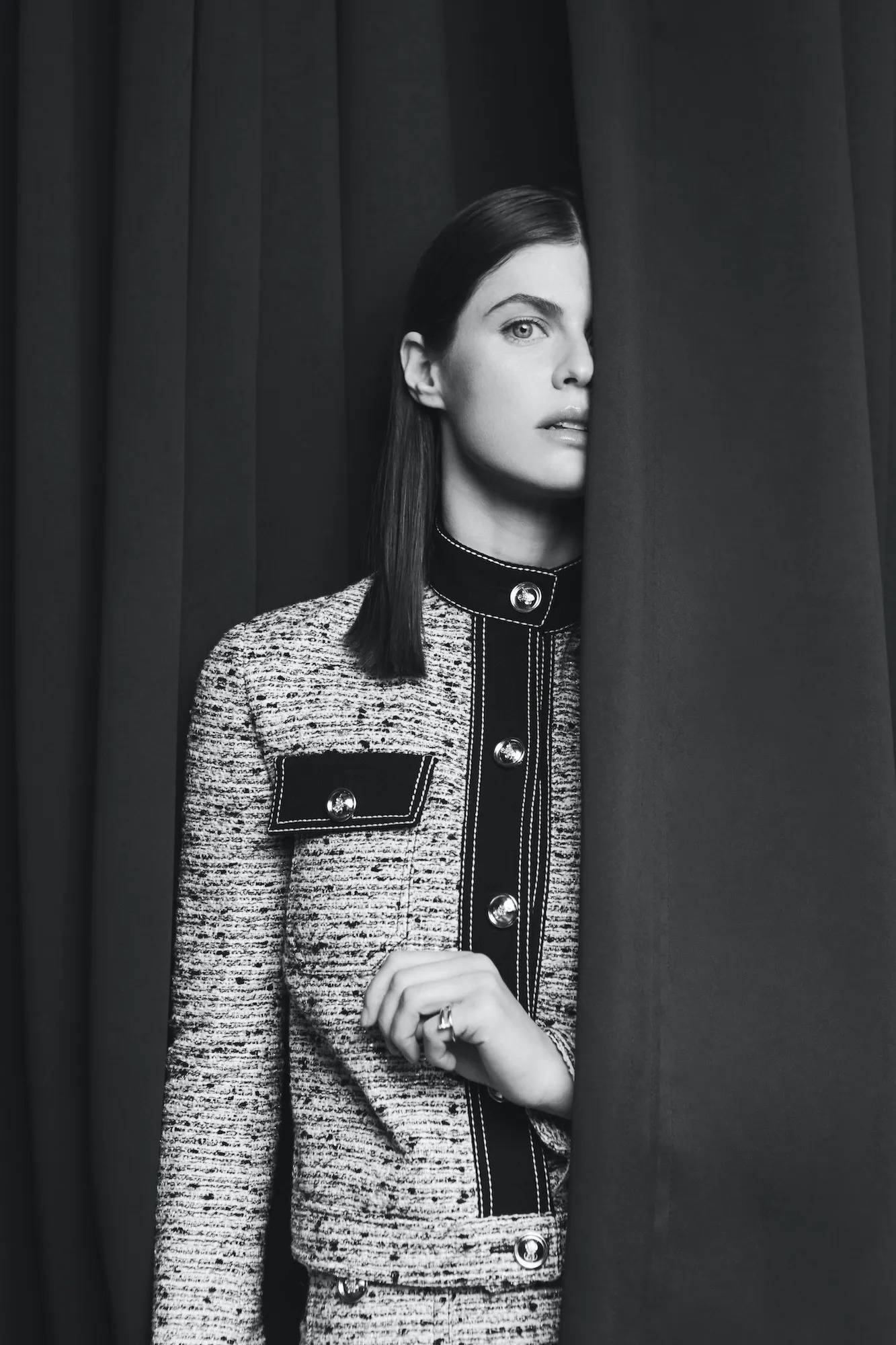 Alexandra Daddario, tweed jacket, dark curtains, Full HD Phone Wallpaper