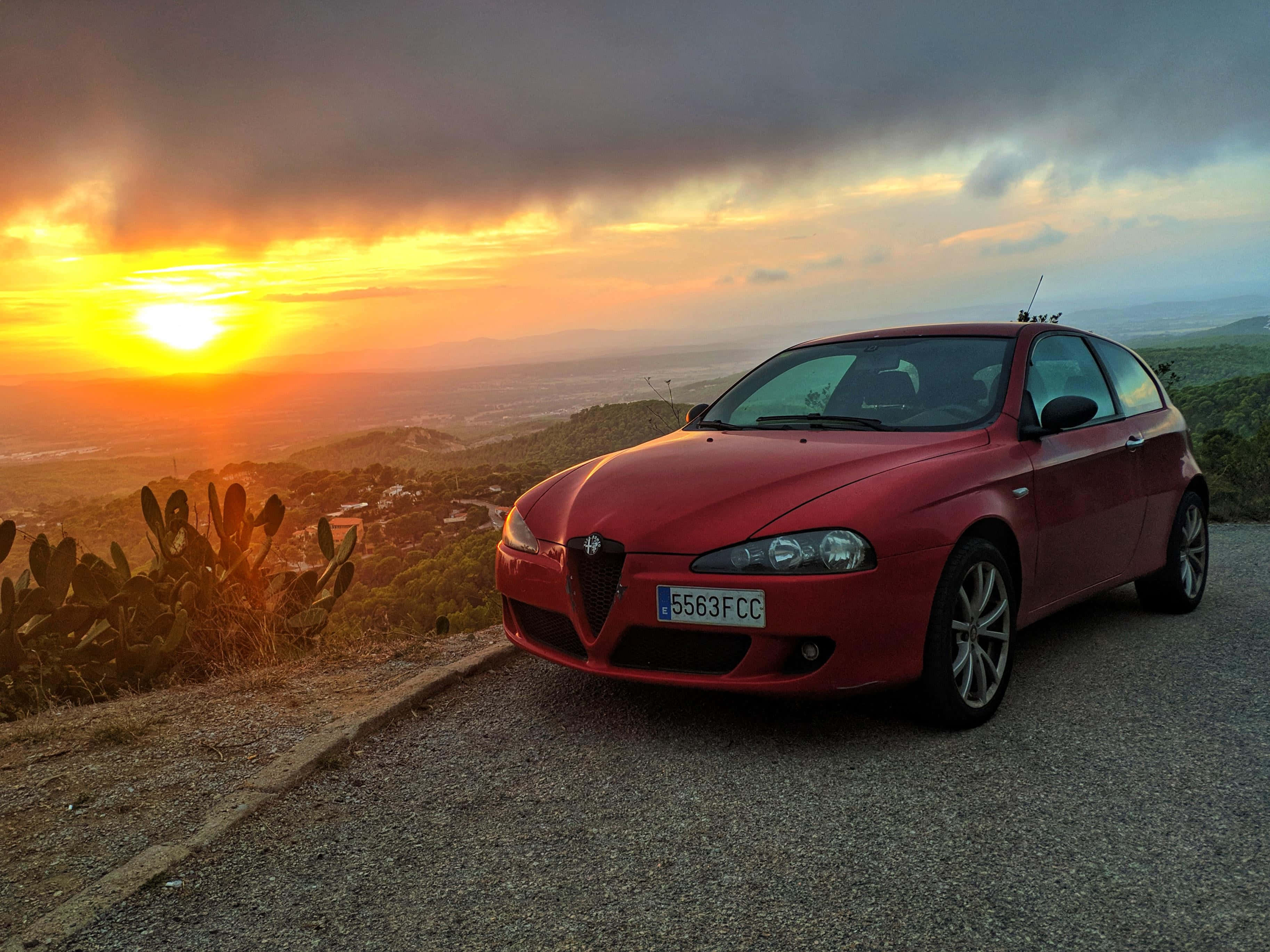 Alfa Romeo 147, red, sunset, 2K Desktop Wallpaper